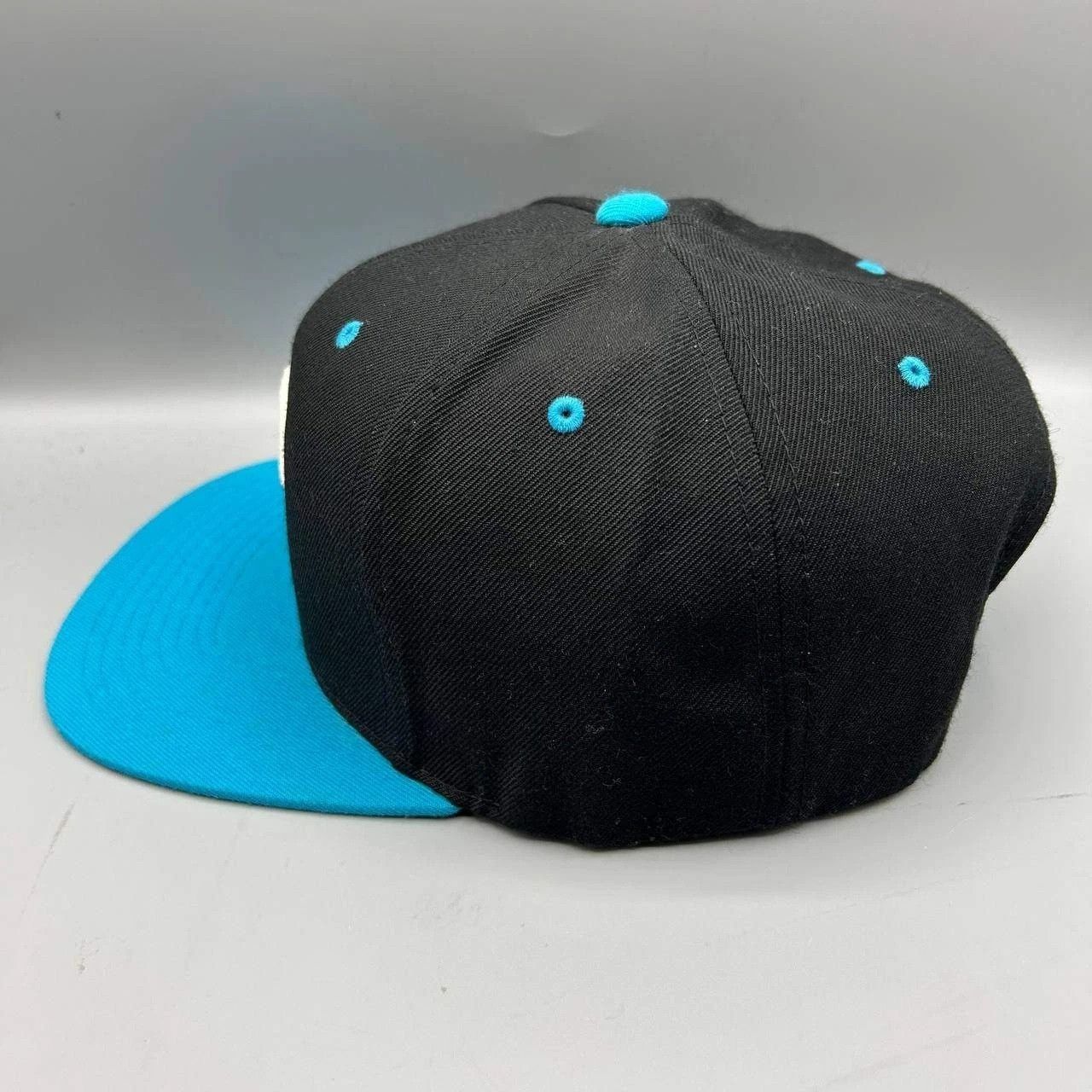 The Unbranded Brand Philadelphia Phillies Hat Men Embroidered Snap Back Cap Size ONE SIZE - 5 Thumbnail