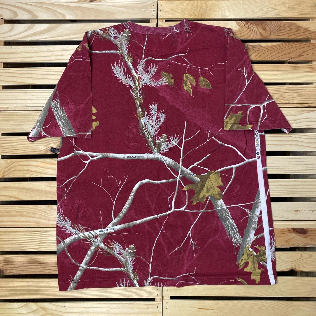 Realtree Vintage Realtree Red Camo Tee Size XL Size US XL / EU 56 / 4 - 2 Thumbnail
