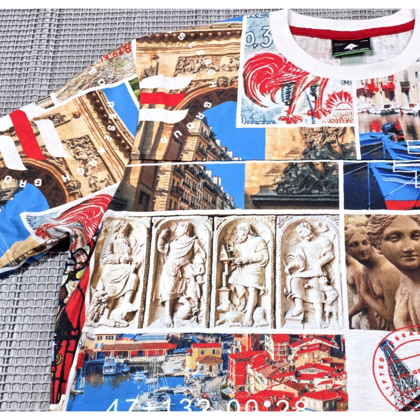 Gloverall VINTAGE LRG T Shirt Mens 2XL All Over Print Paris Art Collage Rare Shirt Size US XXL / EU 58 / 5 - 7 Thumbnail