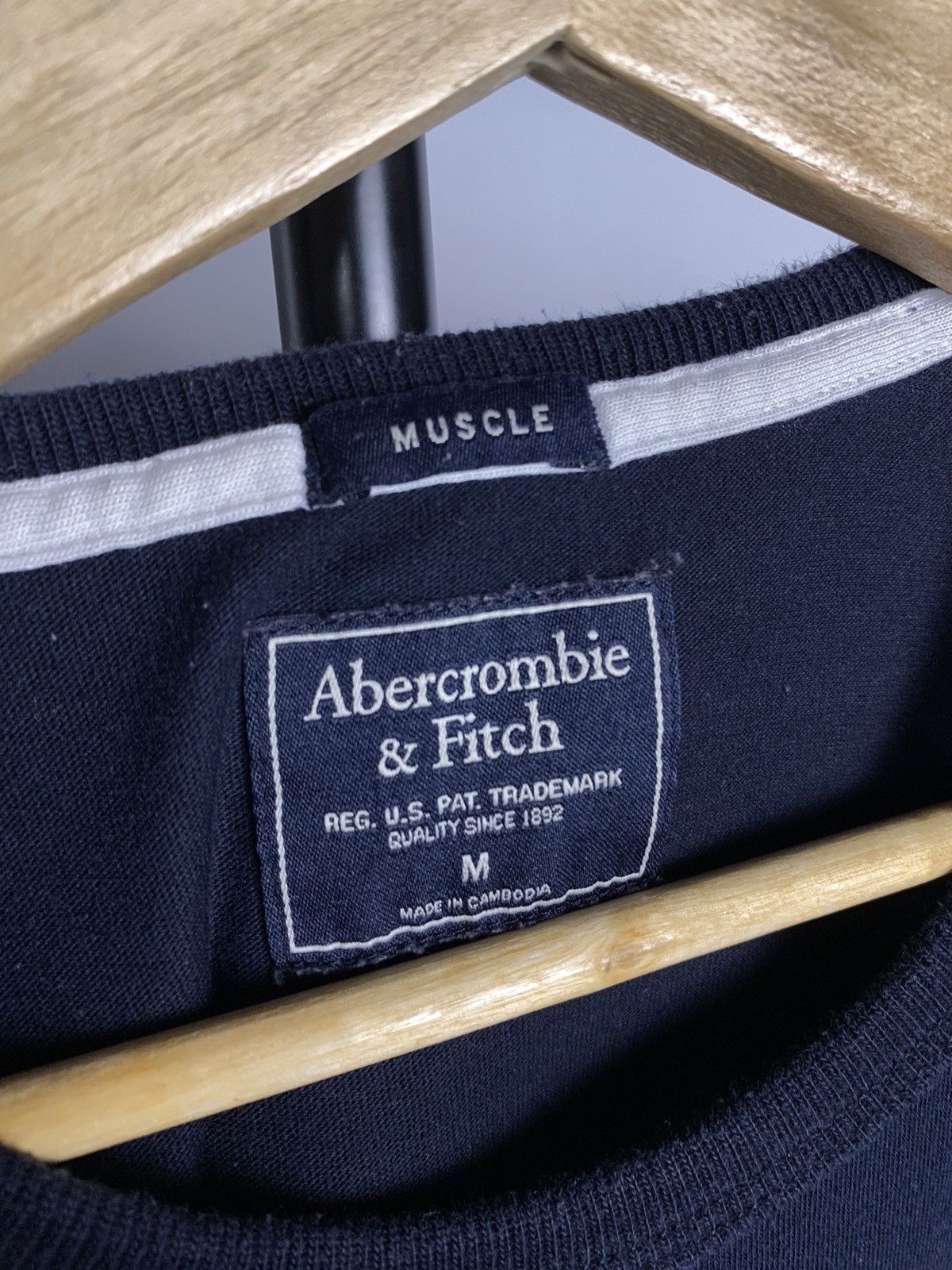 Abercrombie & Fitch × Vintage Vintage Abercrombie & Fitch BIG LOGO T-Shirt Men’s M Size Size US M / EU 48-50 / 2 - 6 Thumbnail