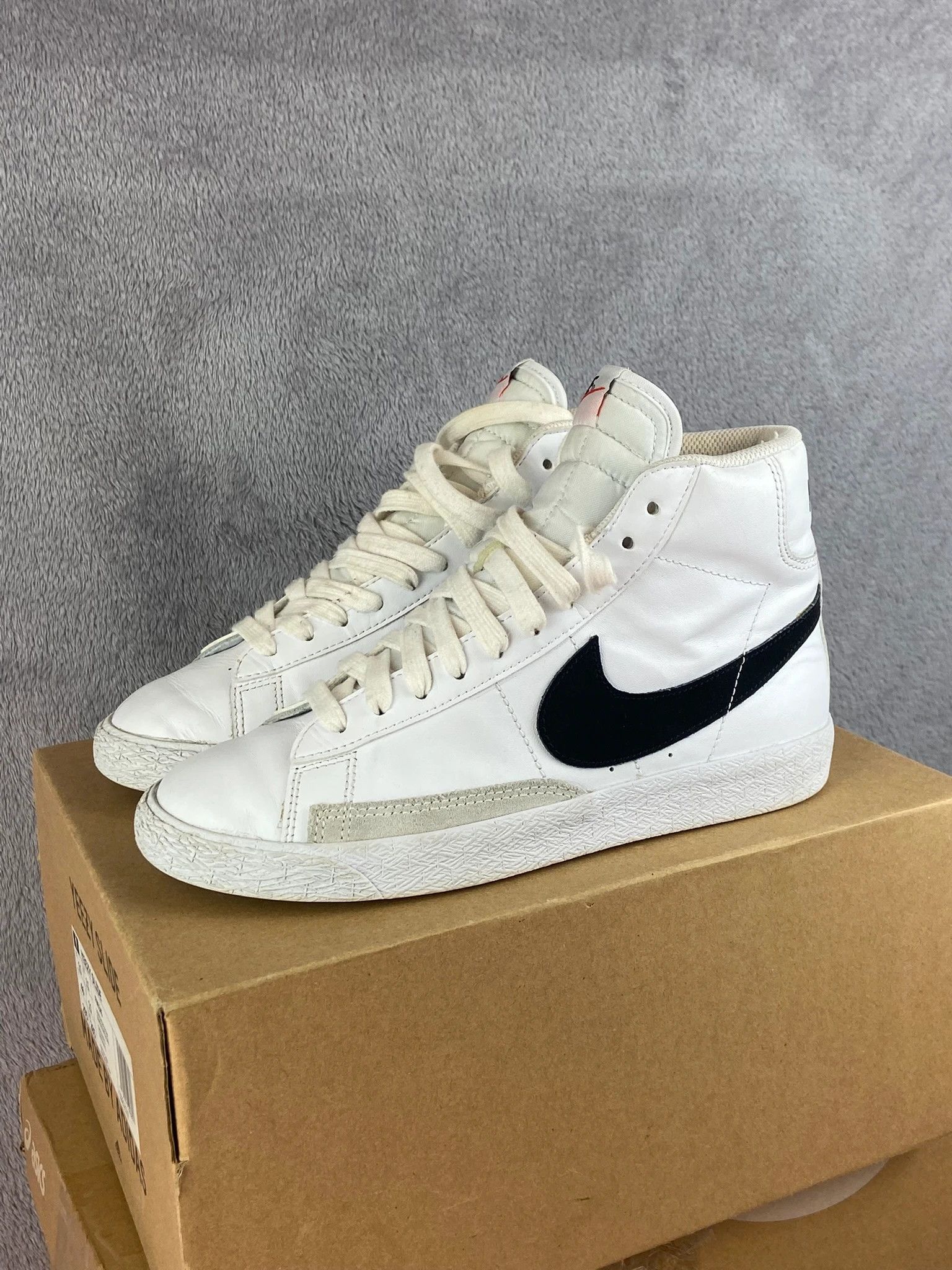 Nike Nike Blazer Mid sneakers white black Size US 5.5 / EU 38 - 1 Thumbnail