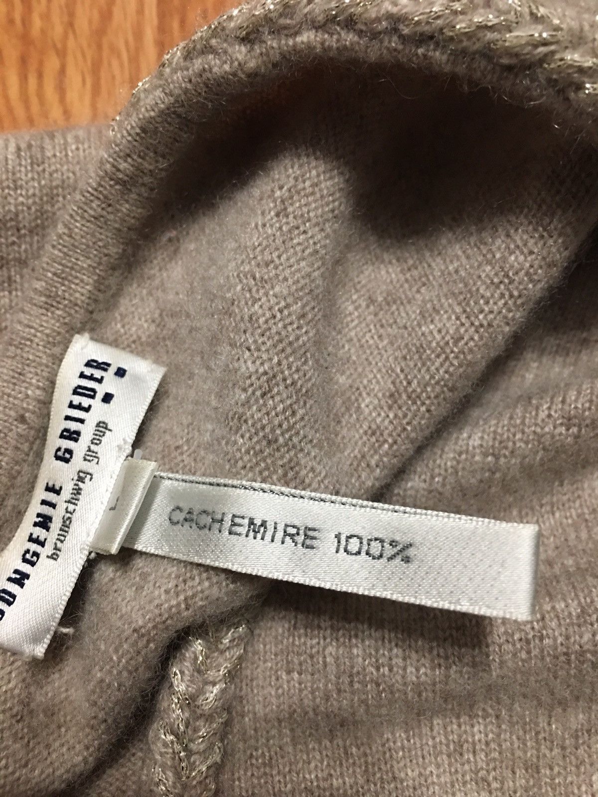 Designer Bongenie Grieder Beige Cashmere Sweater Cardigan Size L Size L / US 10 / IT 46 - 11 Thumbnail