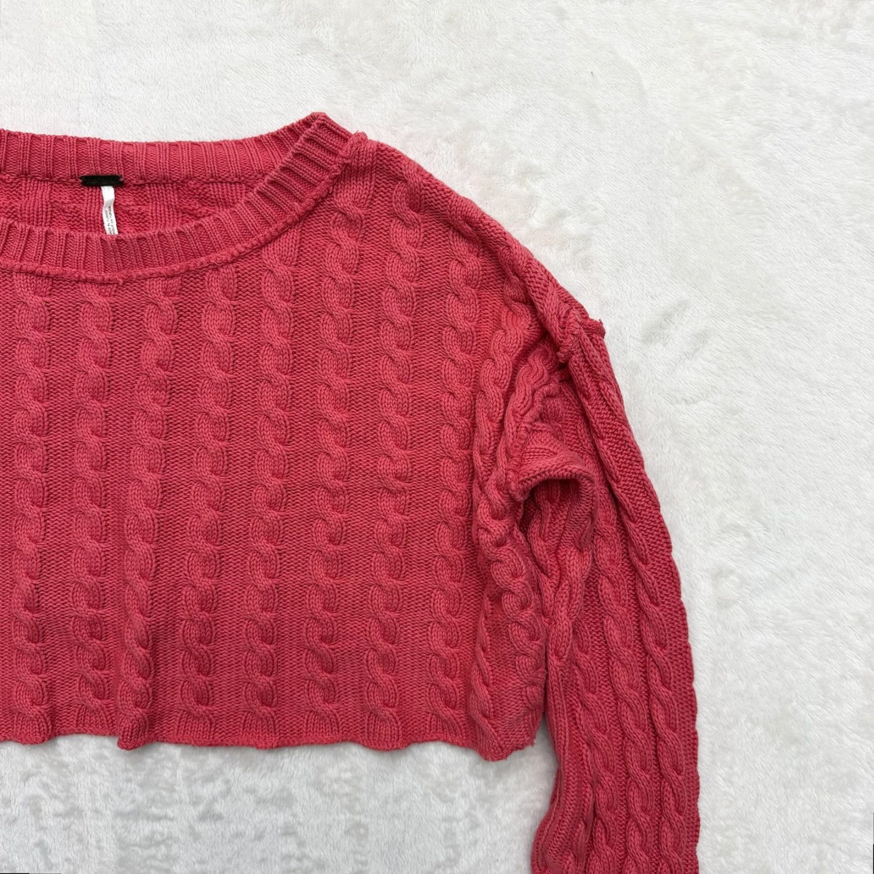 Free People VINTAGE Free People Sweater Womens Large Pink Cable Knit Cropped Crewneck Pullover Size L / US 10 / IT 46 - 3 Thumbnail