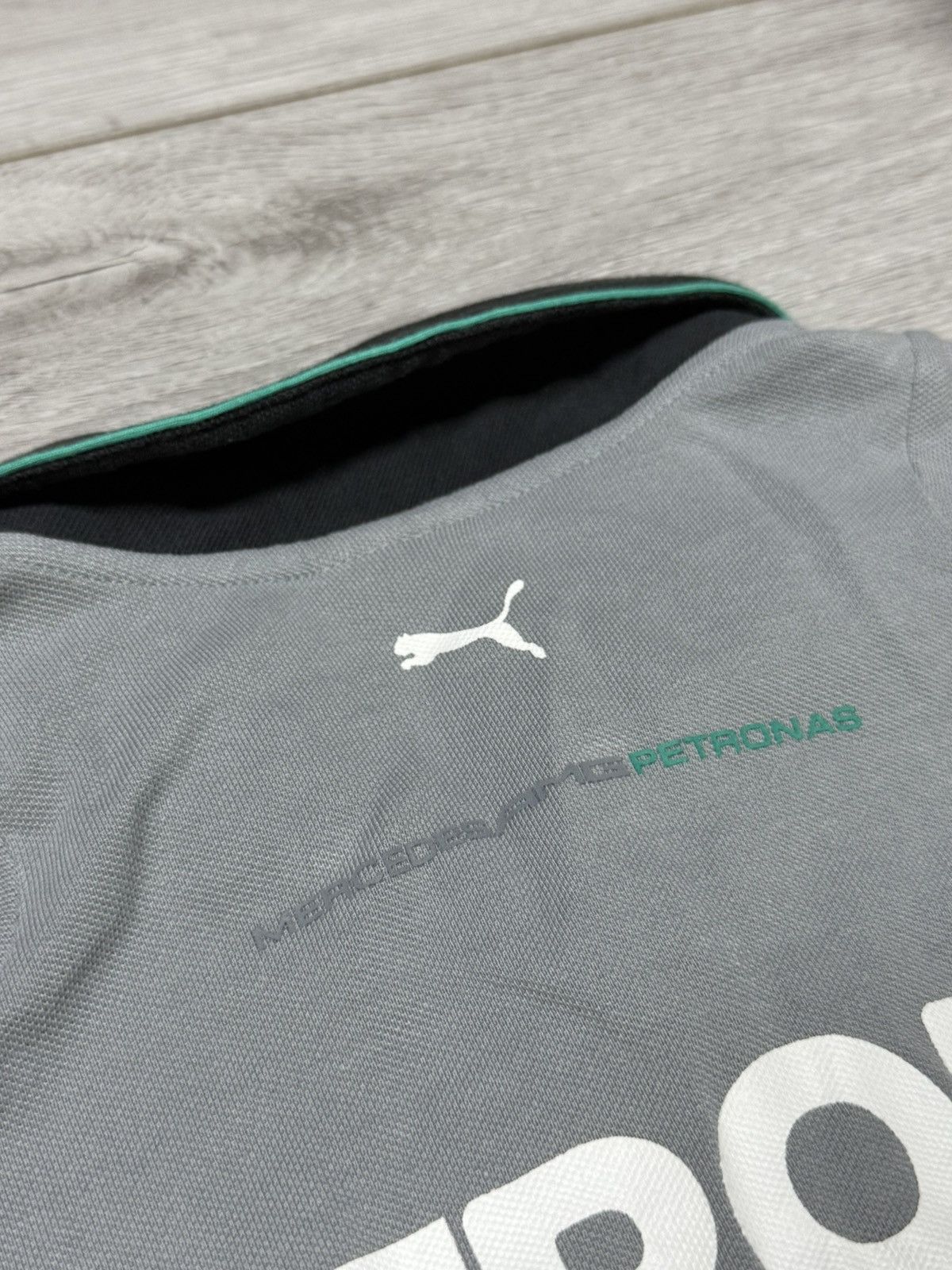 Puma Petronas Puma vintage Mclaren Mercedes pirelli vintage polo Size US L / EU 52-54 / 3 - 10 Thumbnail
