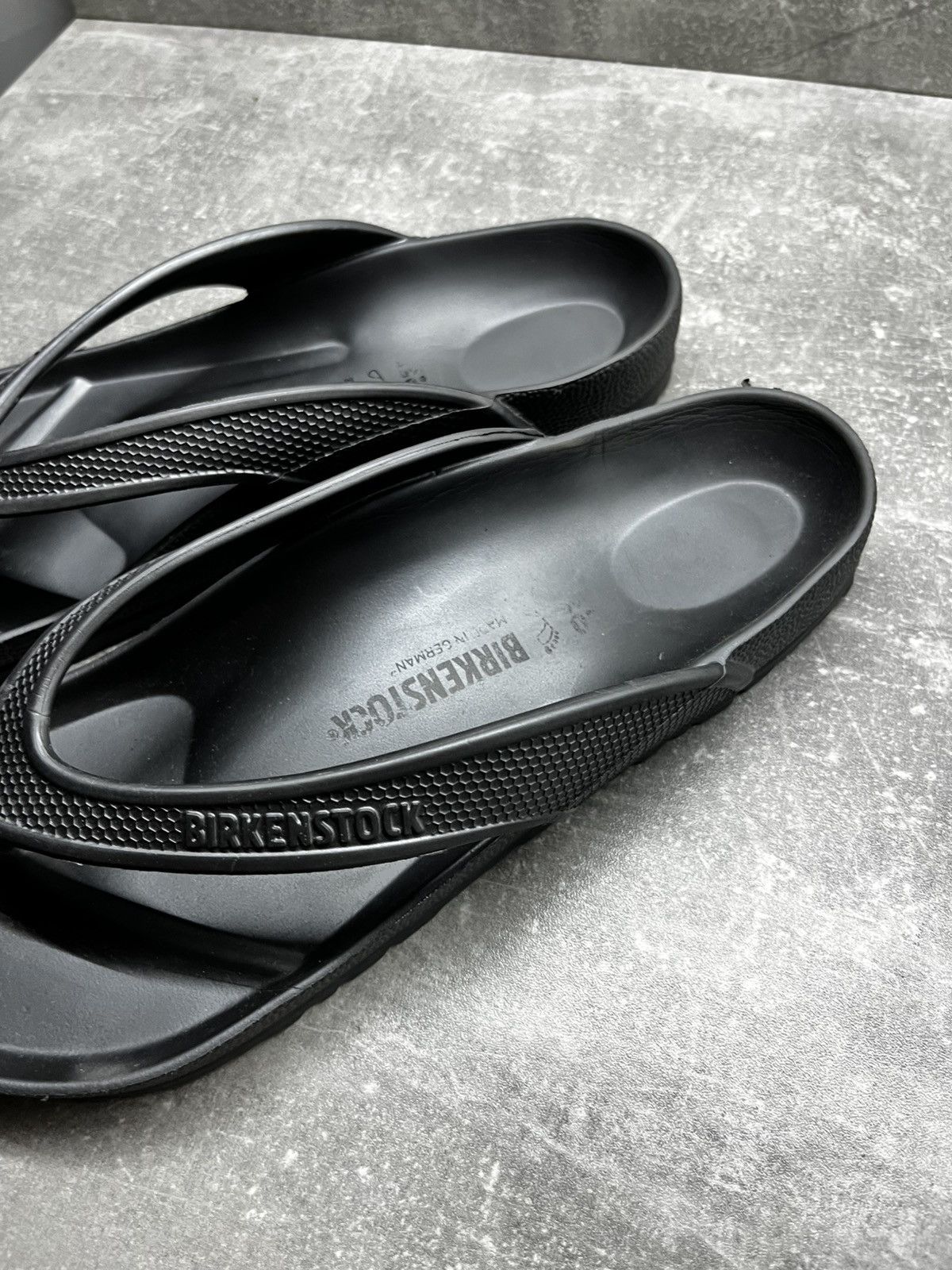 Birkenstock Birkenstock Honolulu Essentials EVA Thong Sandals Black Size US 8 / IT 38 - 3 Thumbnail