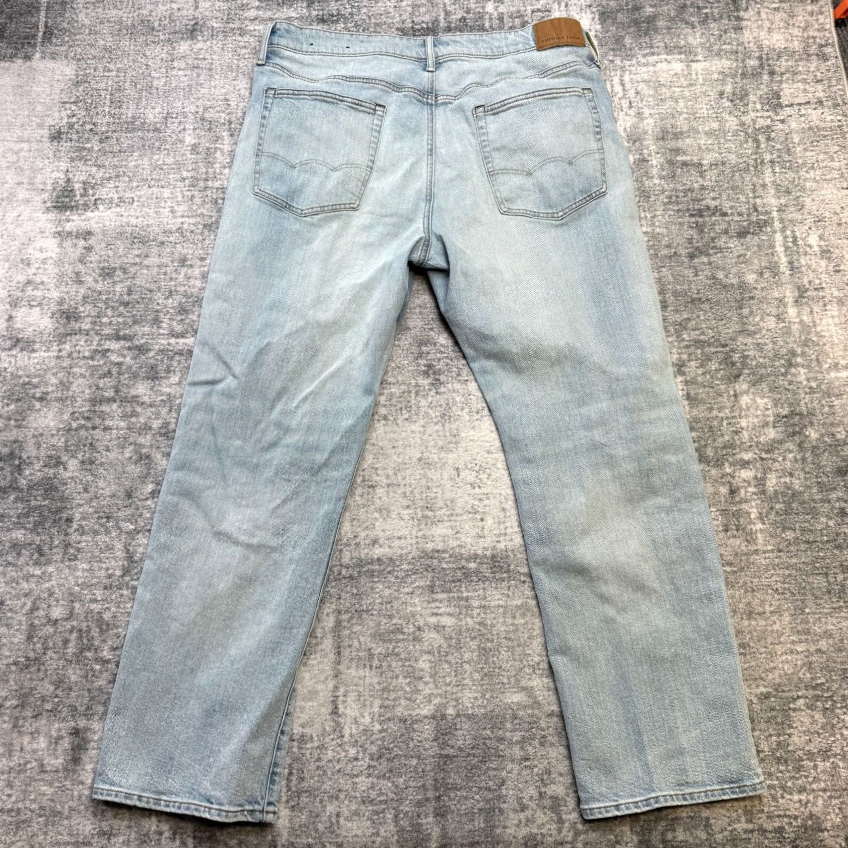 American Eagle Outfitters VINTAGE American Eagle Jeans Mens 36x30 Light Wash Blue Relaxed Straight Summer Preppy Men Jeans 5-Pocket Denim Stretch Regular Size US 36 / EU 52 - 6 Thumbnail