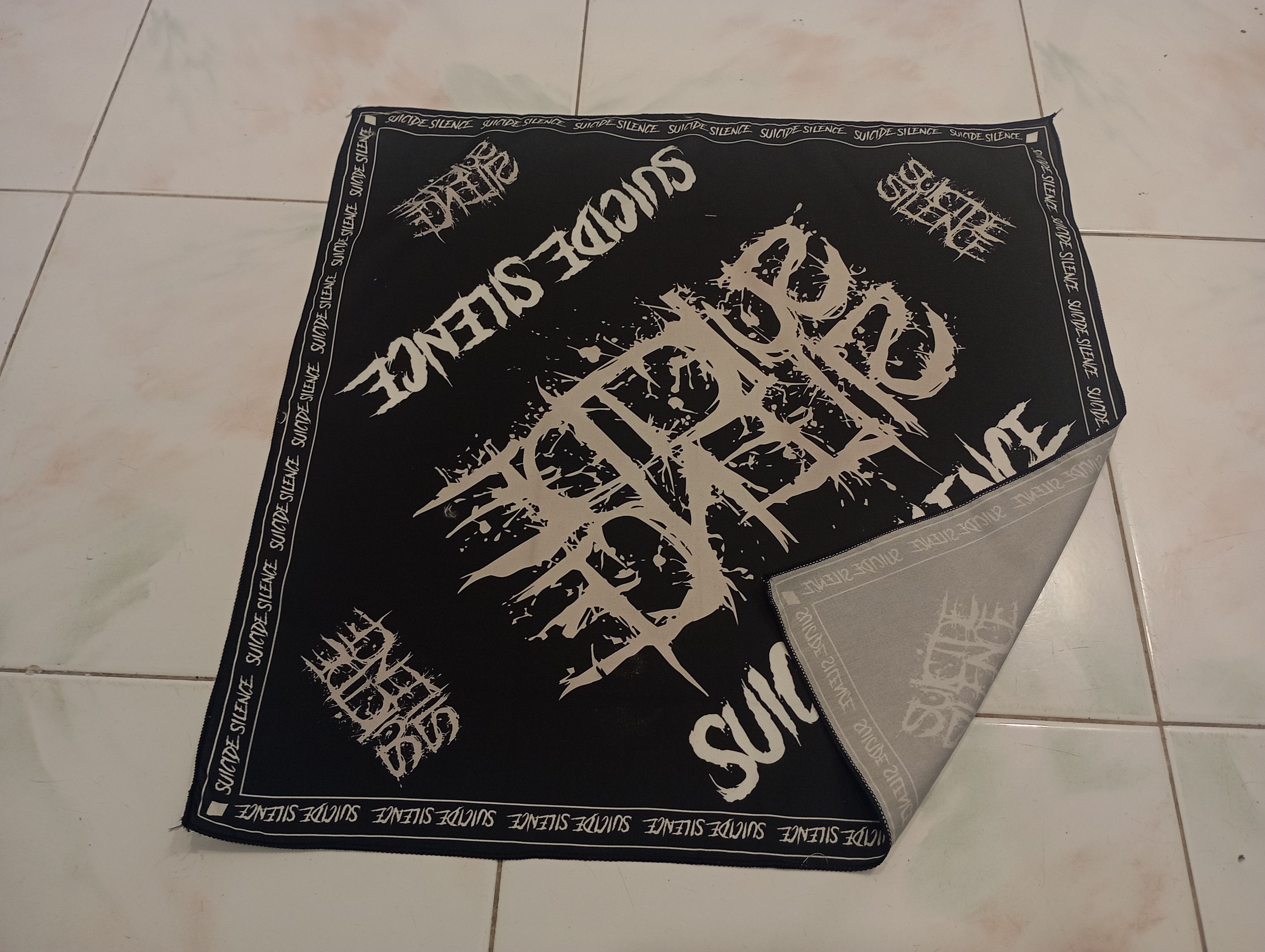 Band Tees Skulls Bandana Handkerchief Size ONE SIZE - 2 Thumbnail