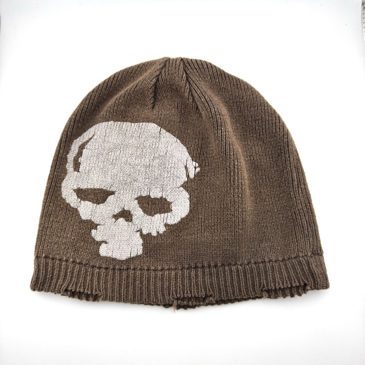 Japanese Brand Vintage Distressed Skull Beanie Knit Japanese Y2K Grunge Size ONE SIZE - 1 Thumbnail