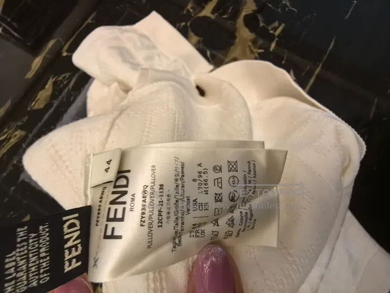 Fendi Fendi White Monogram Knit Short Sleeve Size M / US 6-8 / IT 42-44 - 7 Thumbnail