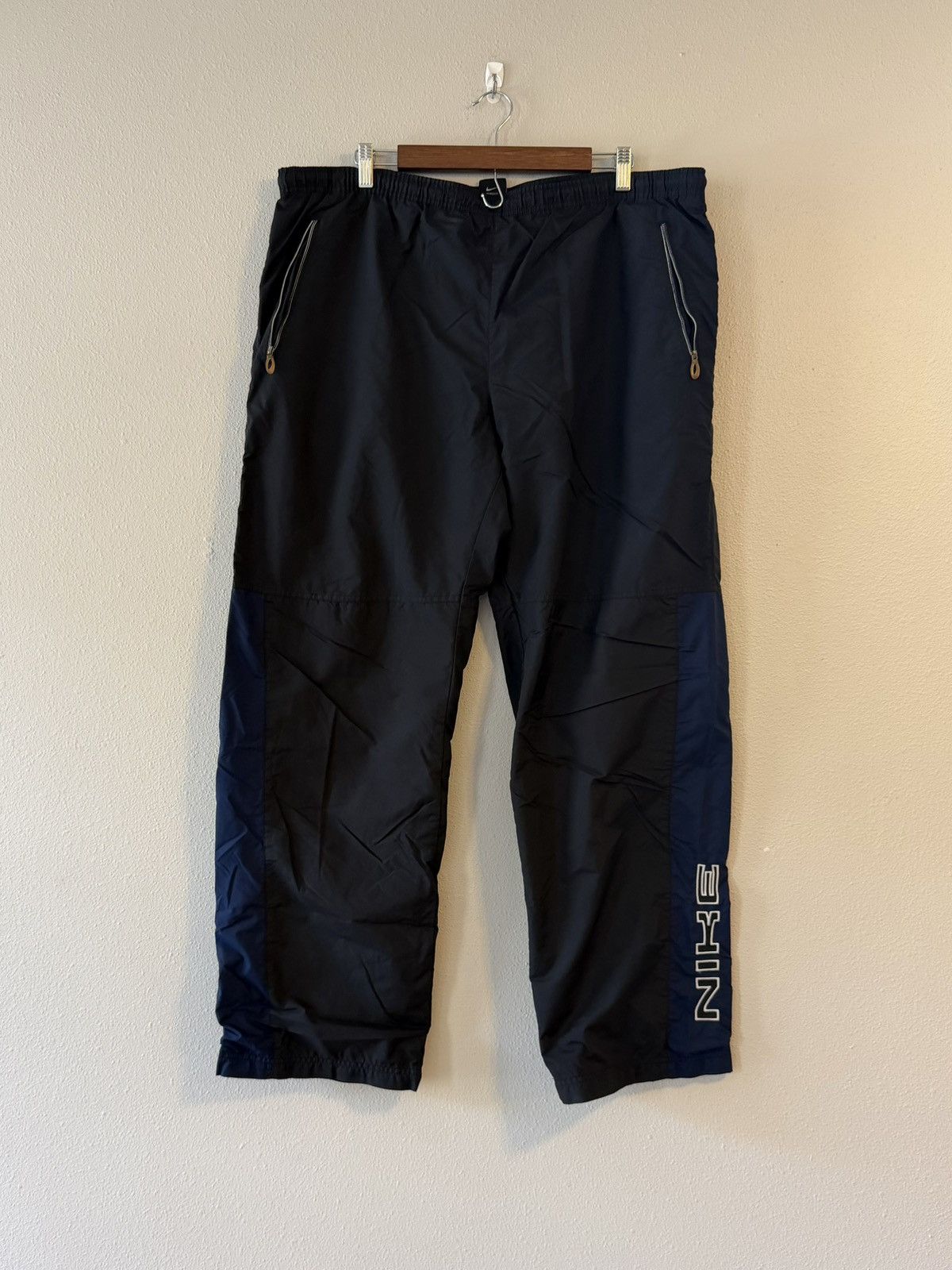 Nike vtg y2k nike baggy blue nylon track pants 40x31 Size US 40 / EU 56 - 1 Thumbnail