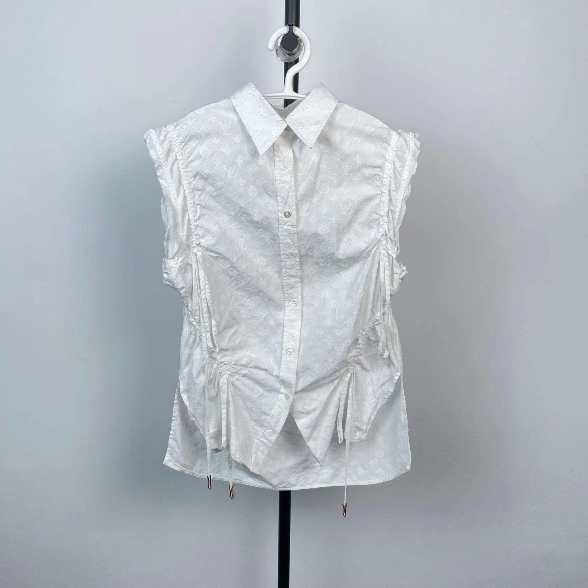 Louis Vuitton LV all over print embroidered drawstring shirt 34 Size XS / US 0-2 / IT 36-38 - 1 Thumbnail