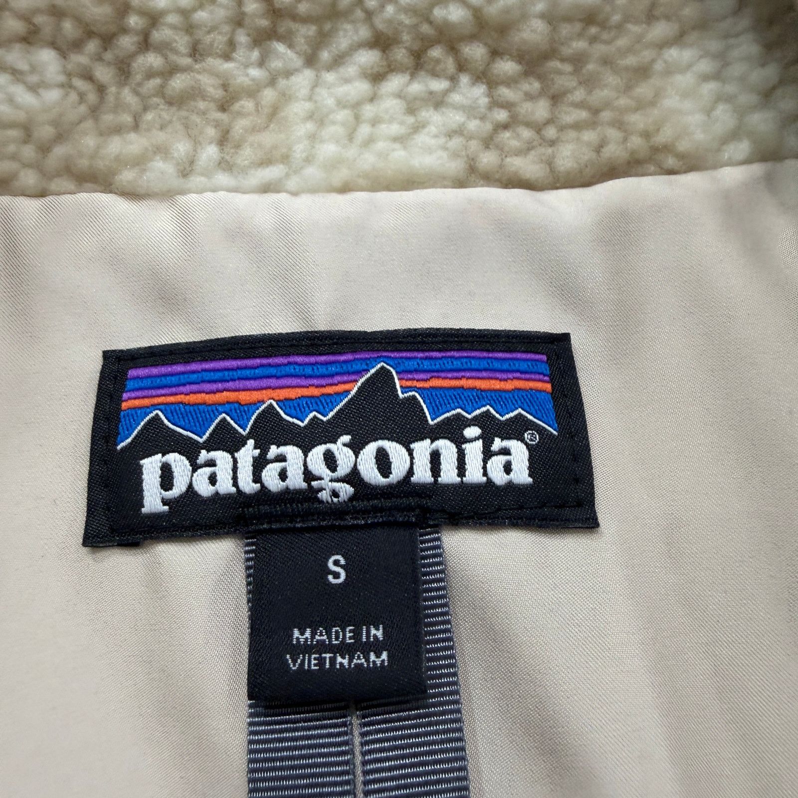 Patagonia Patagonia Divided Sky Jacket Women's Small Cream Pile Fleece Size US S / EU 44-46 / 1 - 5 Thumbnail
