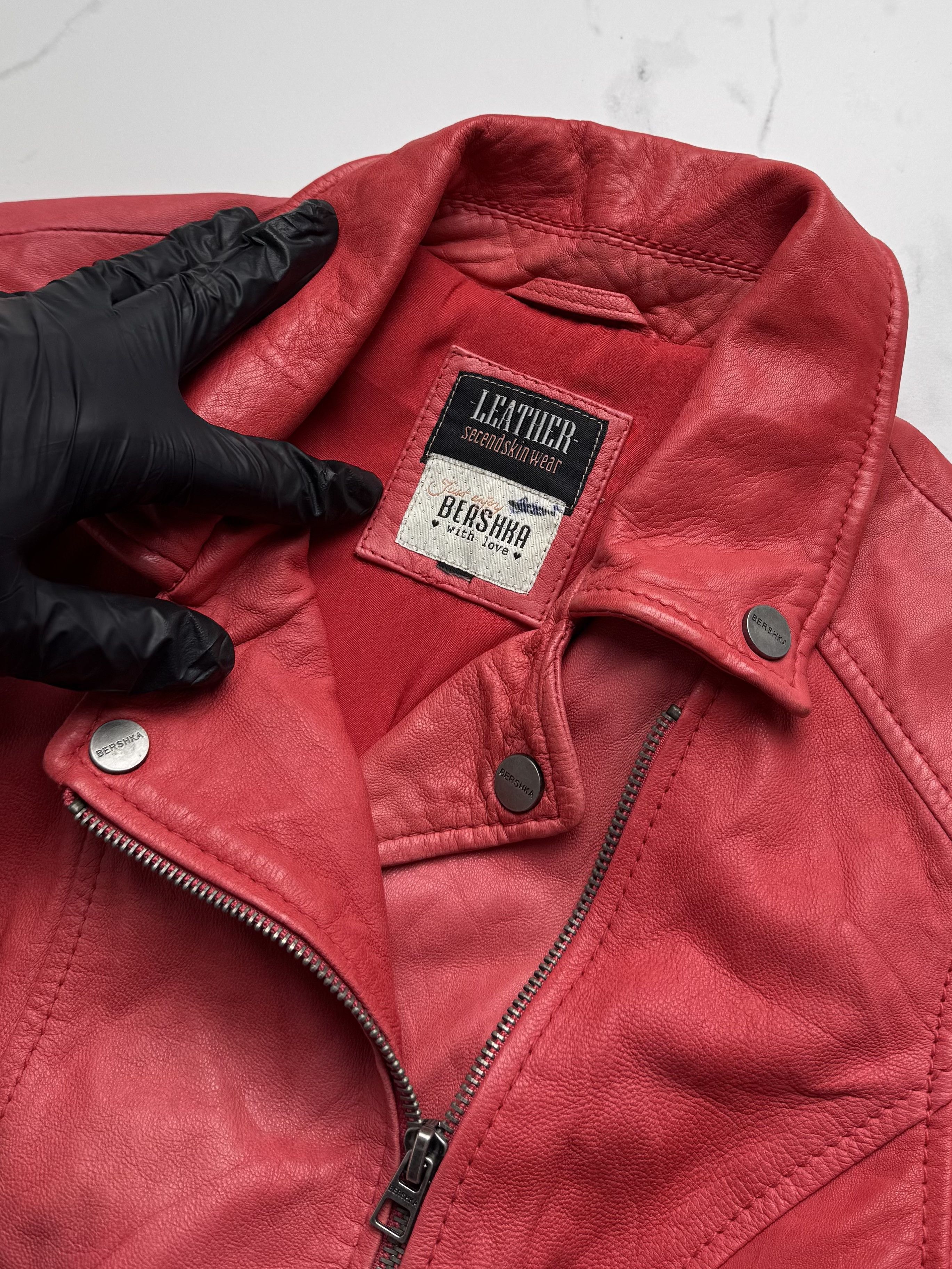 Leather Y2K Red Leather Biker Jacket Cropped Moto Zip Up Slim Fit Size XS / US 0-2 / IT 36-38 - 9 Thumbnail