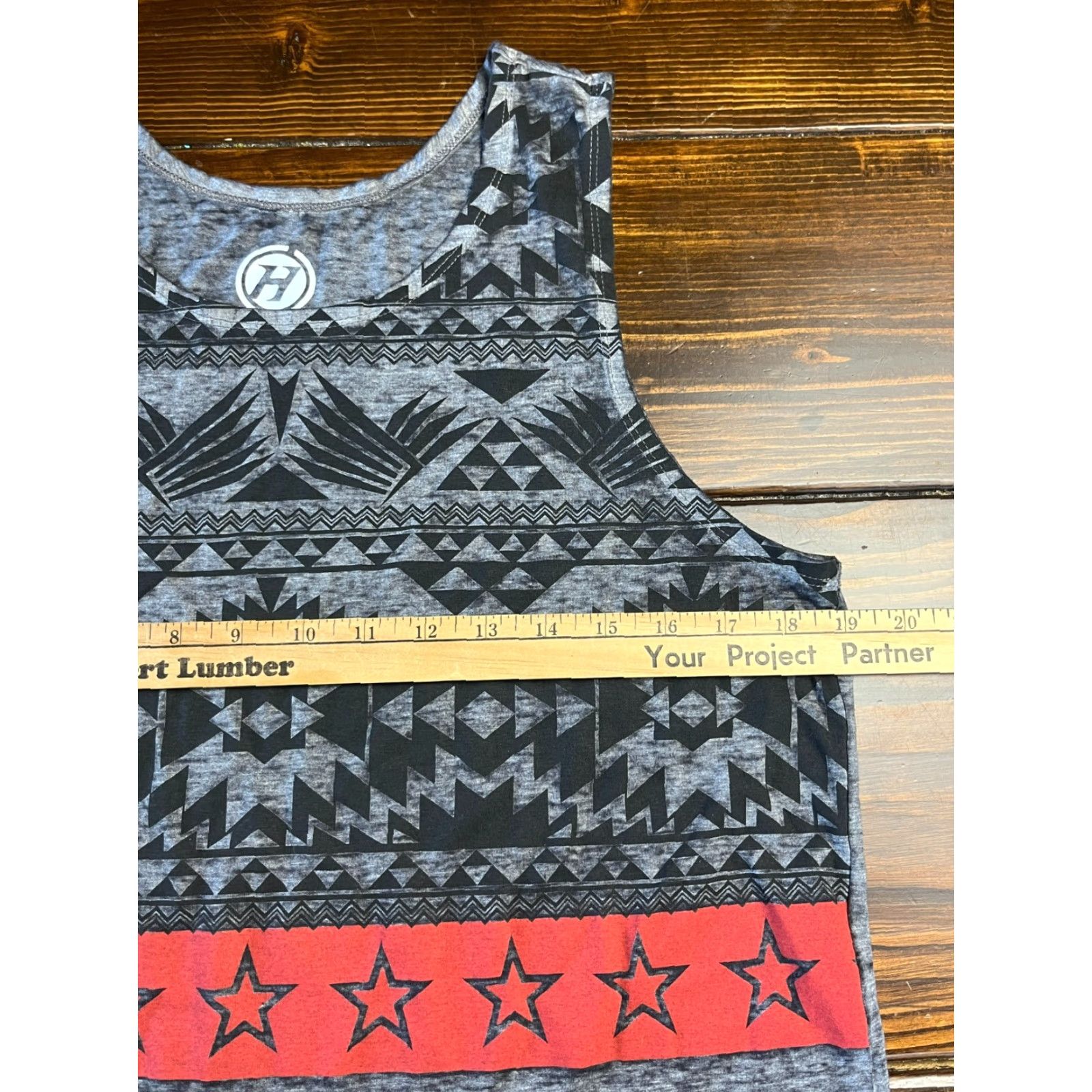 Vintage VINTAGE Hybrid Shirt Men’s Size Medium Gray Red Black Aztec Stars Tank Top Shirt Size US M / EU 48-50 / 2 - 3 Thumbnail