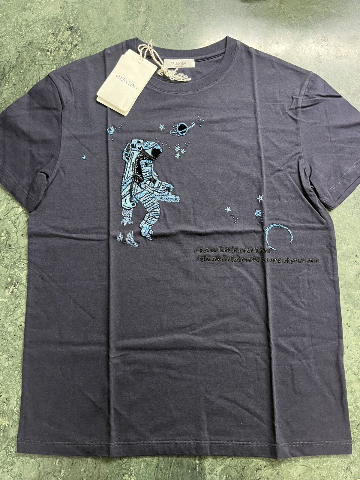 Valentino Valentino astronaut embroidery tshirt very RARE Size US S / EU 44-46 / 1 - 3 Thumbnail