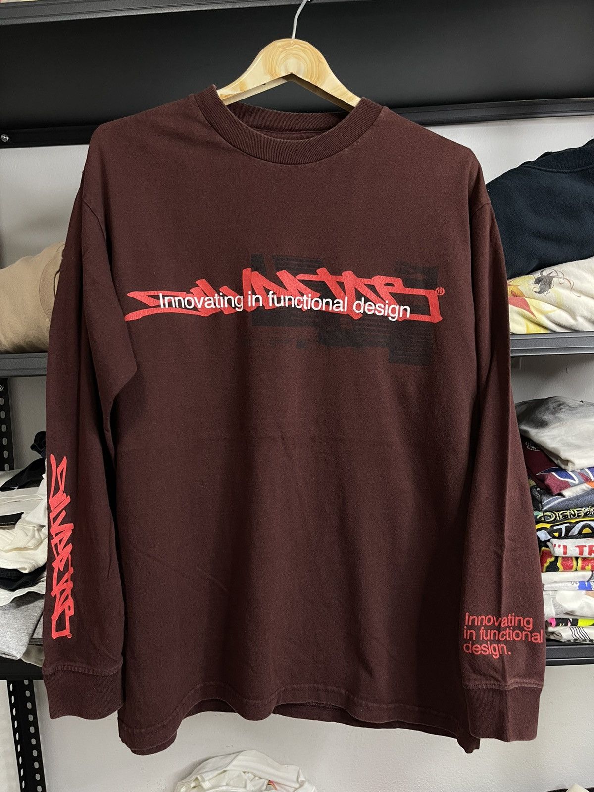 Levi's 90s Levi's SilverTab Brown/Burgundy Graphic Logo Longsleeve Size US L / EU 52-54 / 3 - 1 Thumbnail