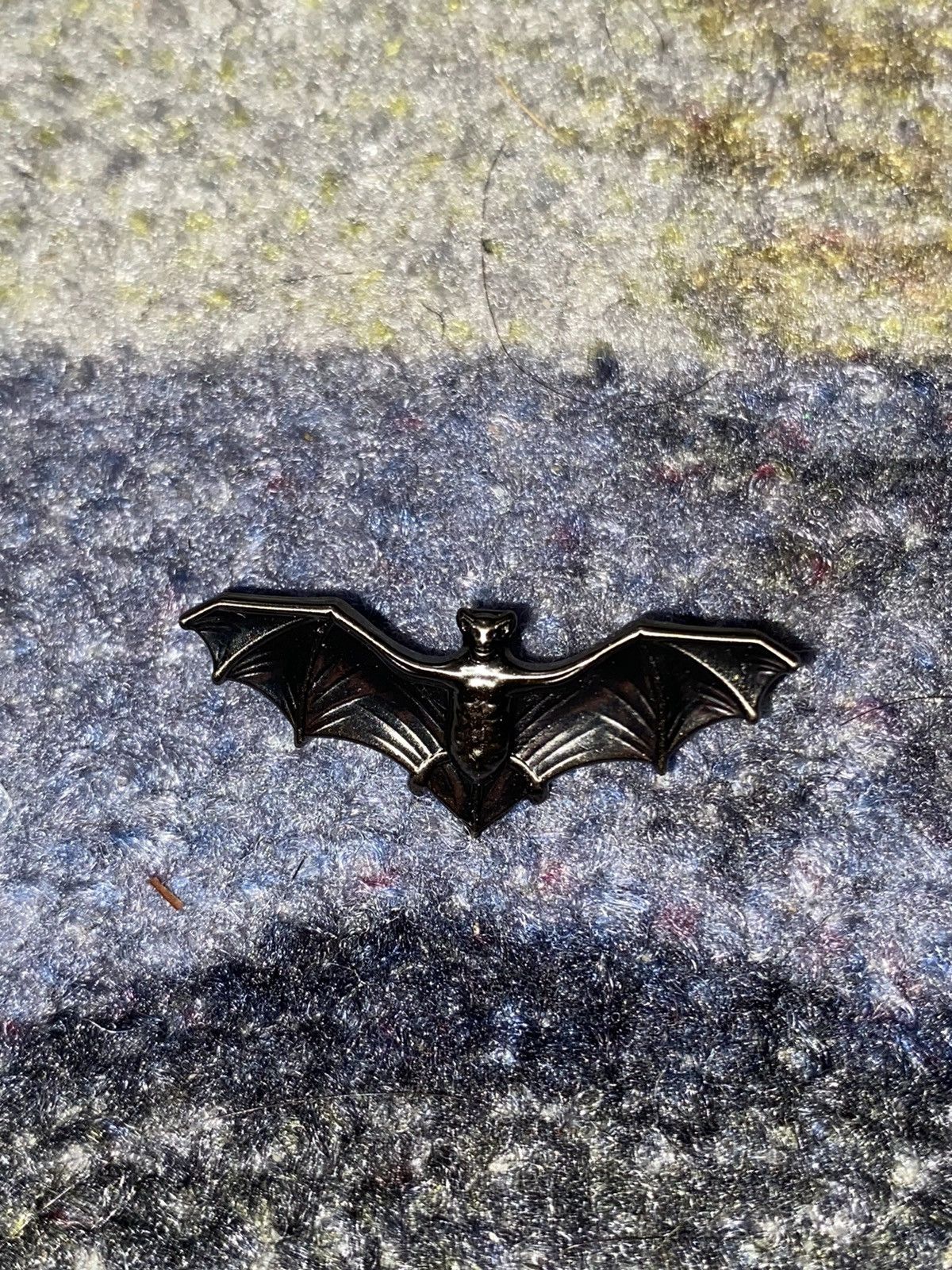 Supreme Supreme Bat Pin Size ONE SIZE - 2 Thumbnail