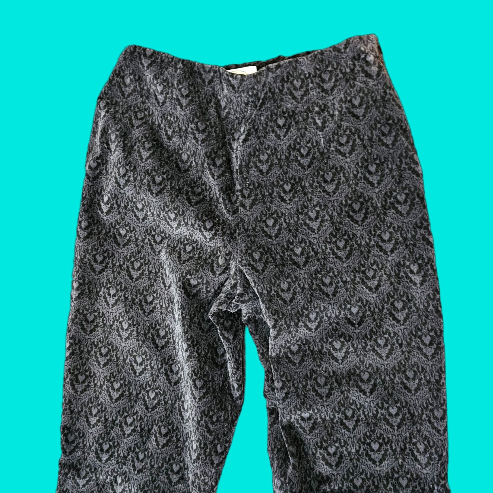 Talbots Talbots Pants Women Petite Black Size 4 Crop Tapered Inseam 26 Paisley Pull On Knit Cotton Blend Size 27" / US 4 / IT 40 - 1 Thumbnail