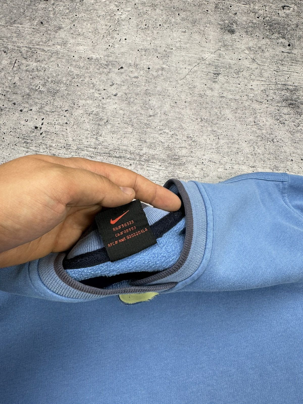 Nike × Vintage Vintage Nike Y2K Style 90's Big Central Logo Blue Sweatshirt Size M / US 6-8 / IT 42-44 - 10 Thumbnail