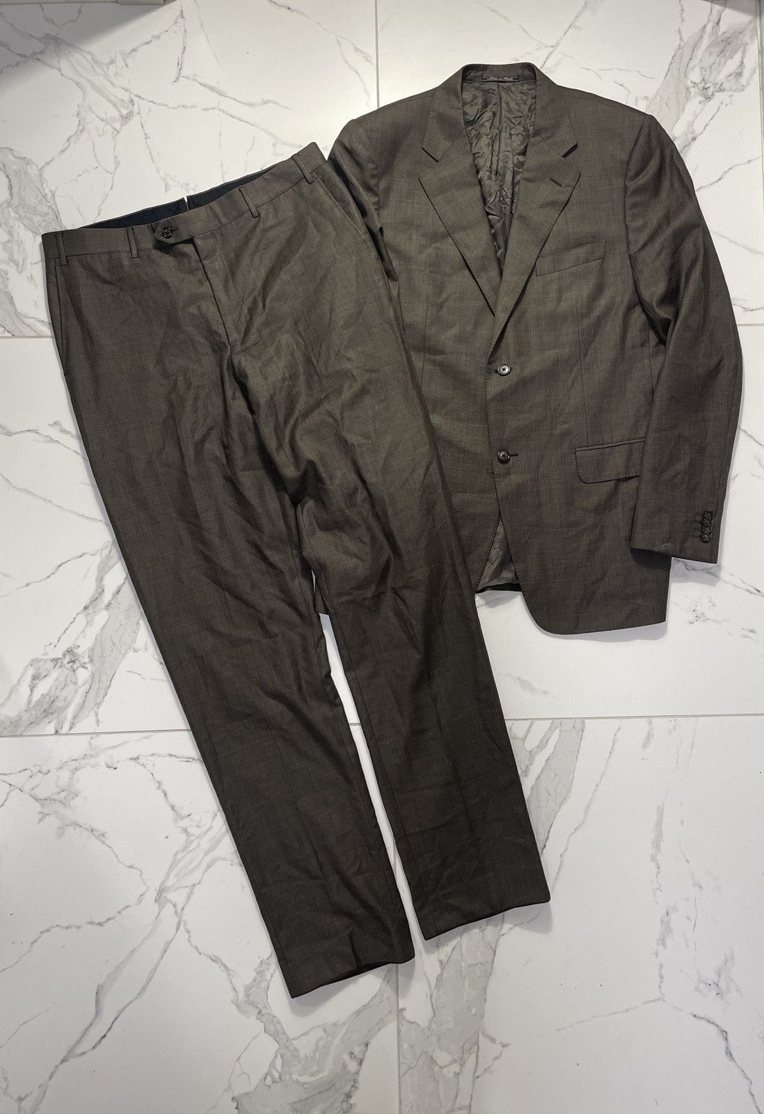 Corneliani Brown Suit Size L Super 110s Extrafine Merinos