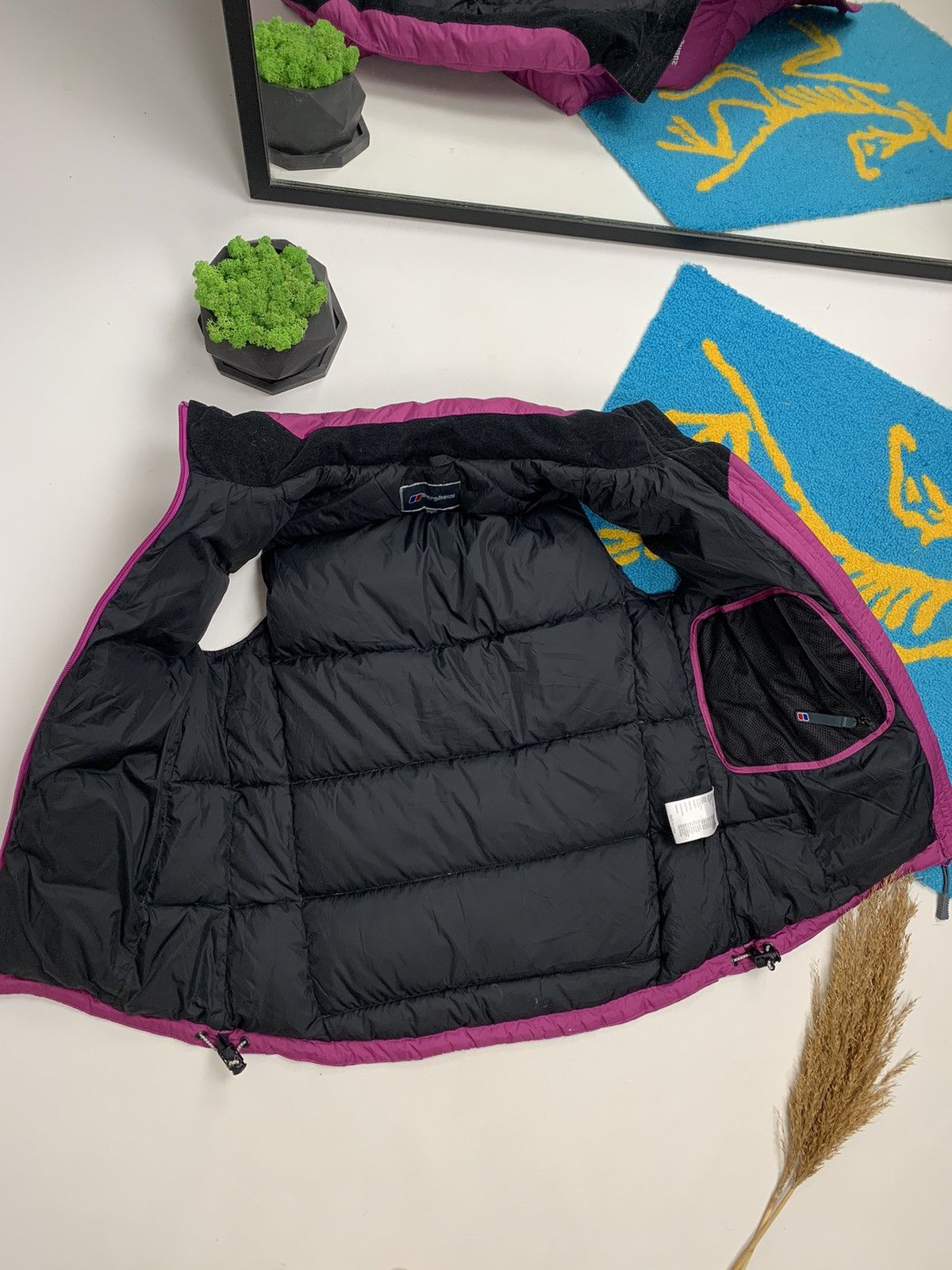 Berghaus Berghaus Pink Down 700 Vest Size S / US 4 / IT 40 - 12 Thumbnail