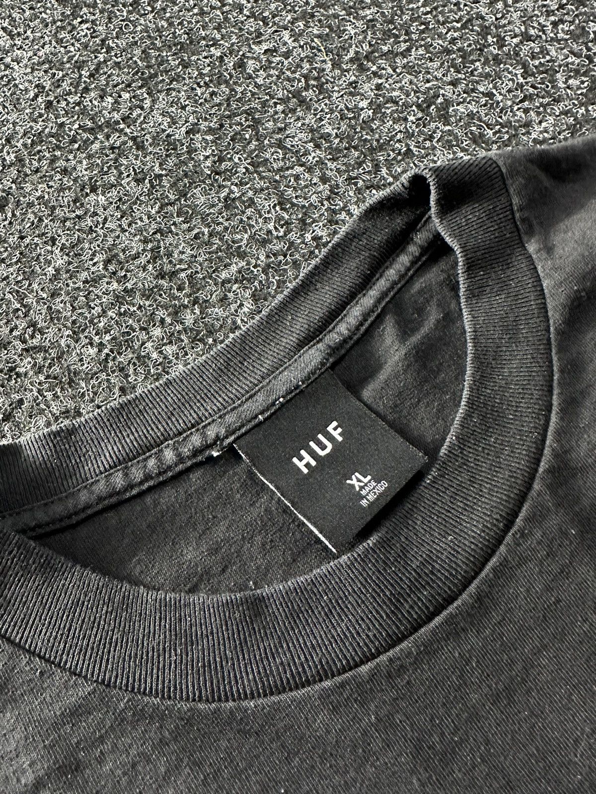 Huf × Vintage ❗️HUF vintage 90s BIG LOGO t shirt sk8 rap black Size US XL / EU 56 / 4 - 6 Thumbnail