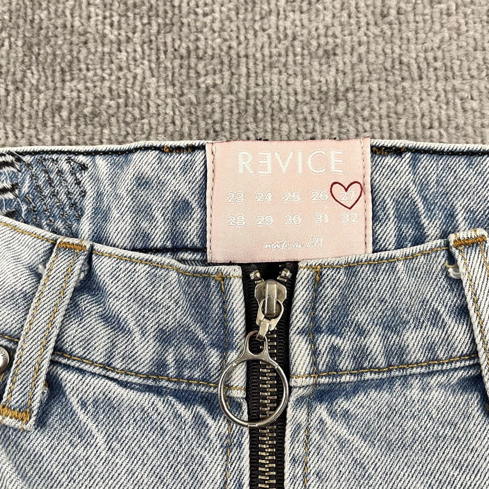 Vintage REVICE Jeans Womens Size 27 Light Blue Denim Full Zip Cropped 5-Pocket USA Size 27" / US 4 / IT 40 - 2 Thumbnail
