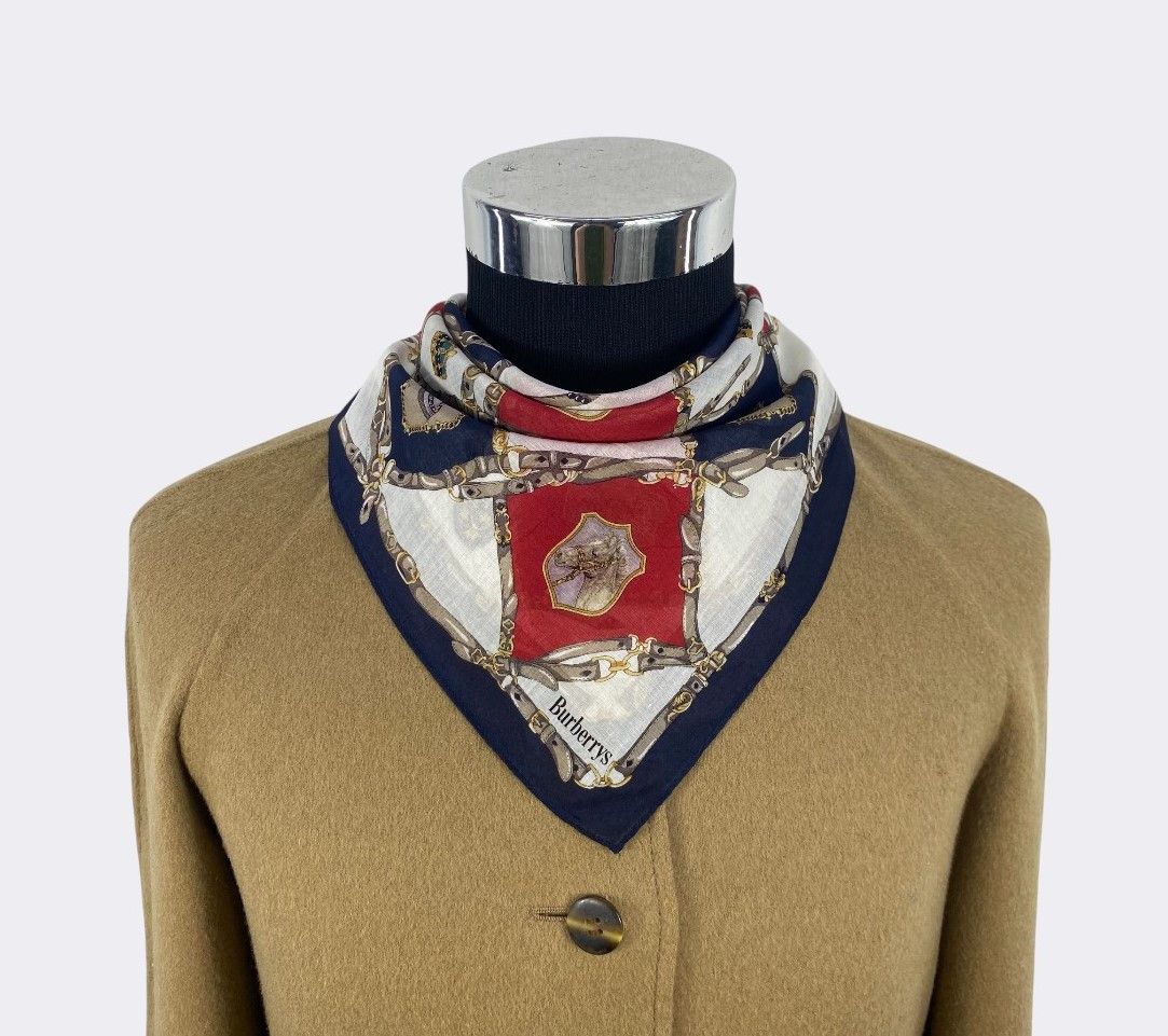 Burberry Vintage Burberry Handkerchief Neckerchief Bandana H073R Size ONE SIZE - 2 Thumbnail