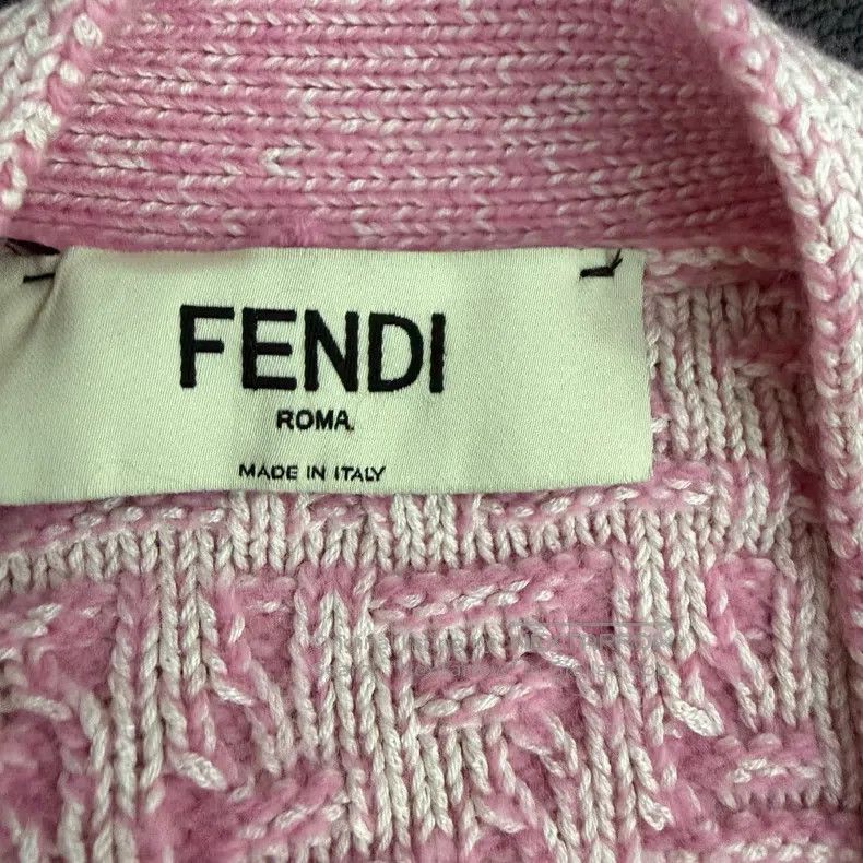 Fendi Fendi Pink Monogrammed Long Sleeve V Neck Drop Shoulder Ca Size XS / US 0-2 / IT 36-38 - 5 Thumbnail