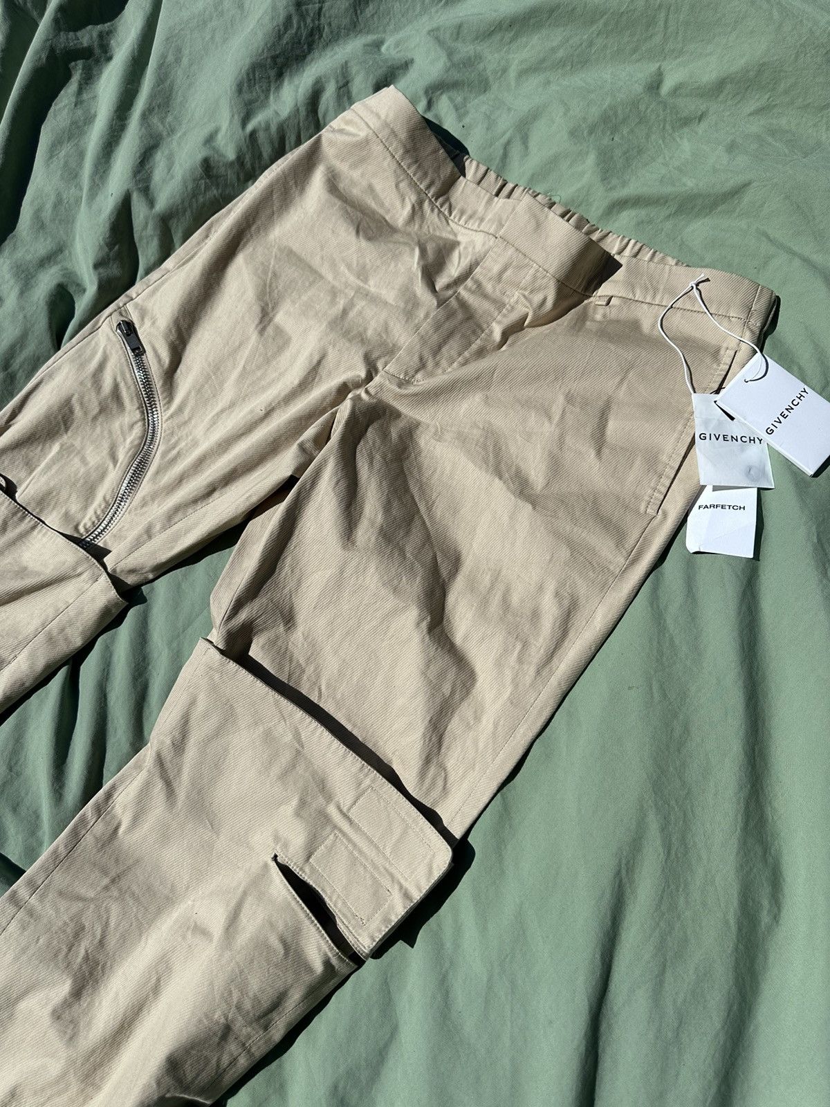 Givenchy Givenchy Rtw Spring 21 Look 38 zip pants sz56 aircut Size US 37 - 1 Thumbnail