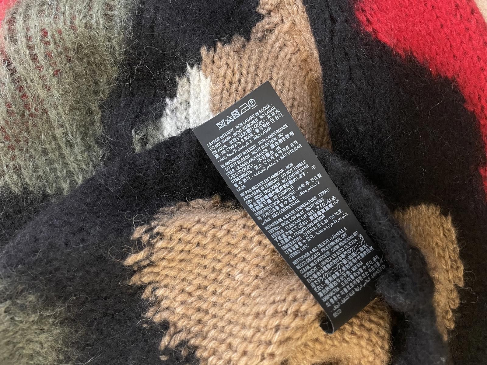 Saint Laurent Paris Saint Laurent Mohair camo sweater Size US S / EU 44-46 / 1 - 5 Thumbnail