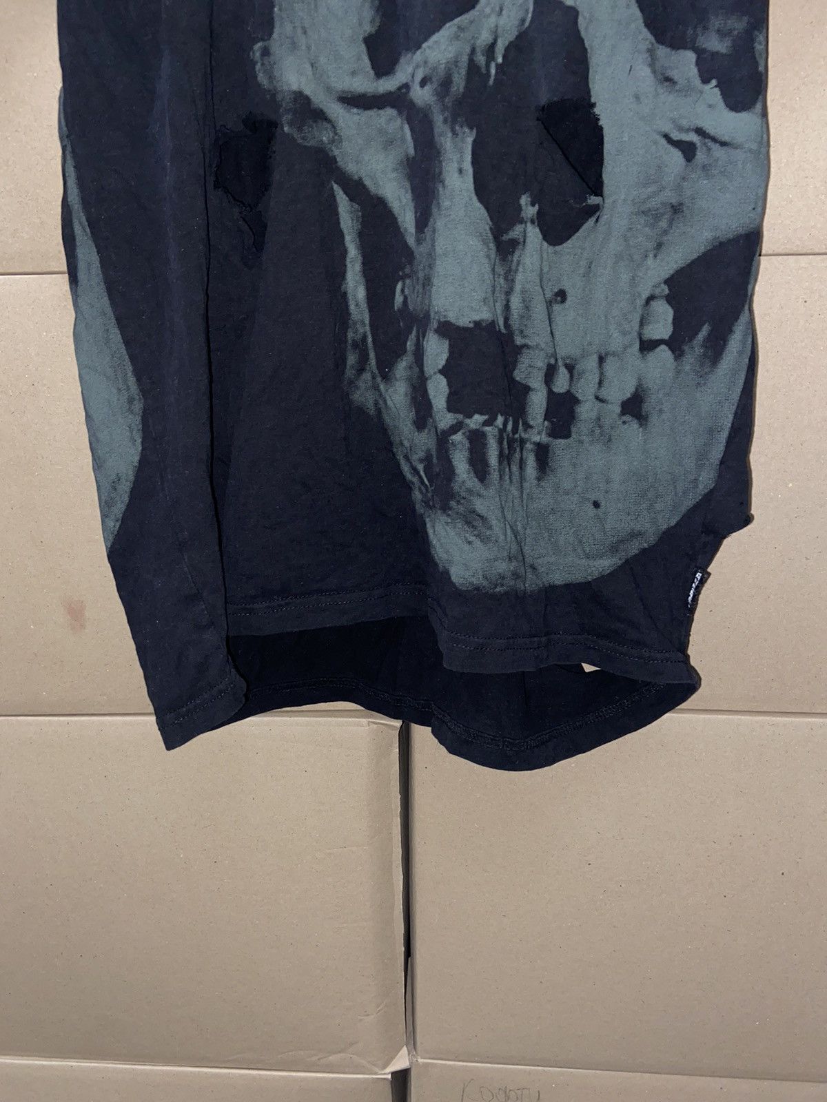 Affliction × Japanese Brand × Vintage Vintage Skulls Y2K Tee T Shirt Affliction Distressed Japanes Size US XL / EU 56 / 4 - 6 Thumbnail