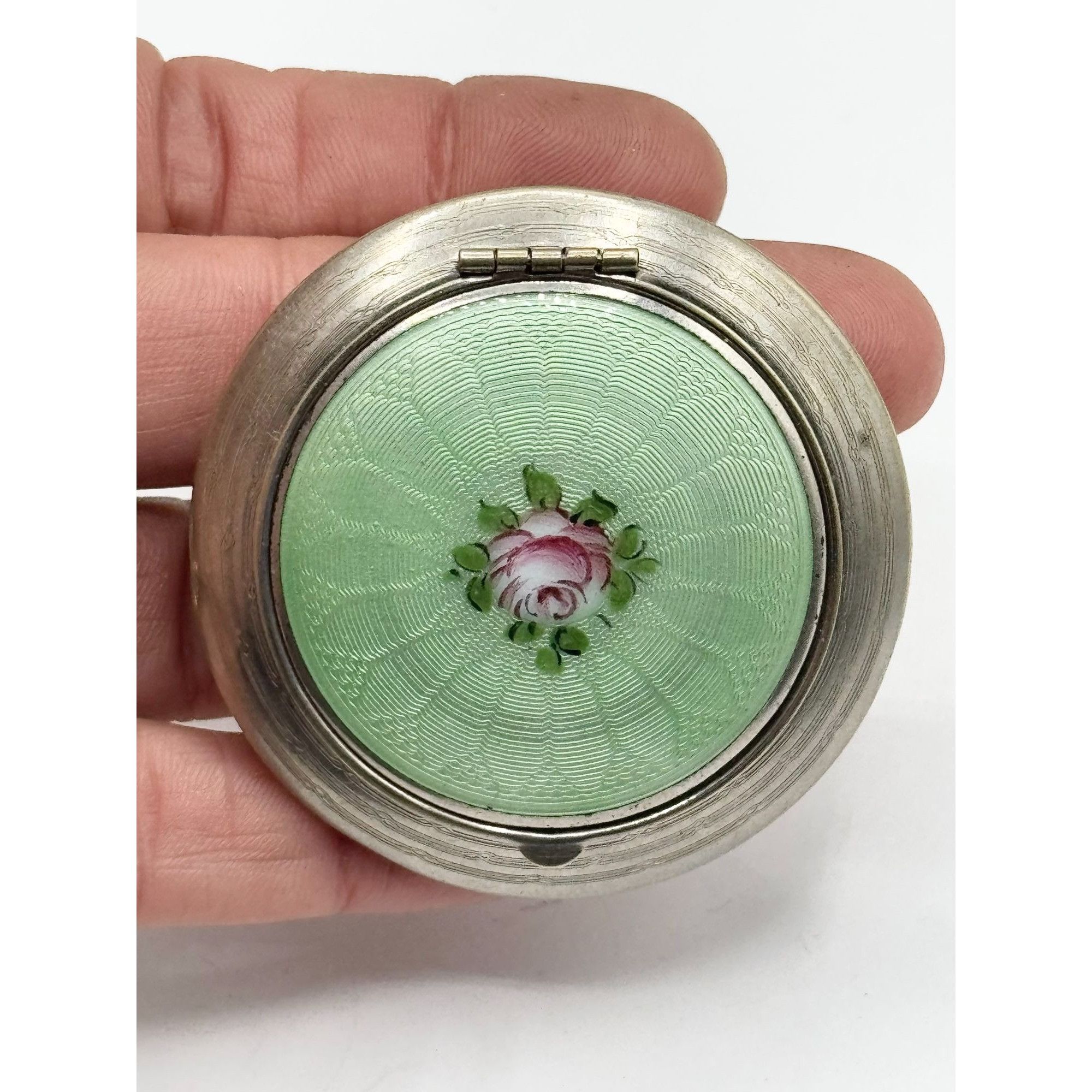 Vintage Estate art deco green Guilloche enamel flower compact Size ONE SIZE - 5 Thumbnail