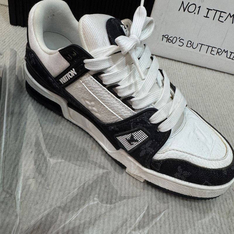 Louis Vuitton Louis Vuitton Trainer Panda Low-Top Sneakers -2508 Size US 8.5 / EU 41-42 - 7 Thumbnail