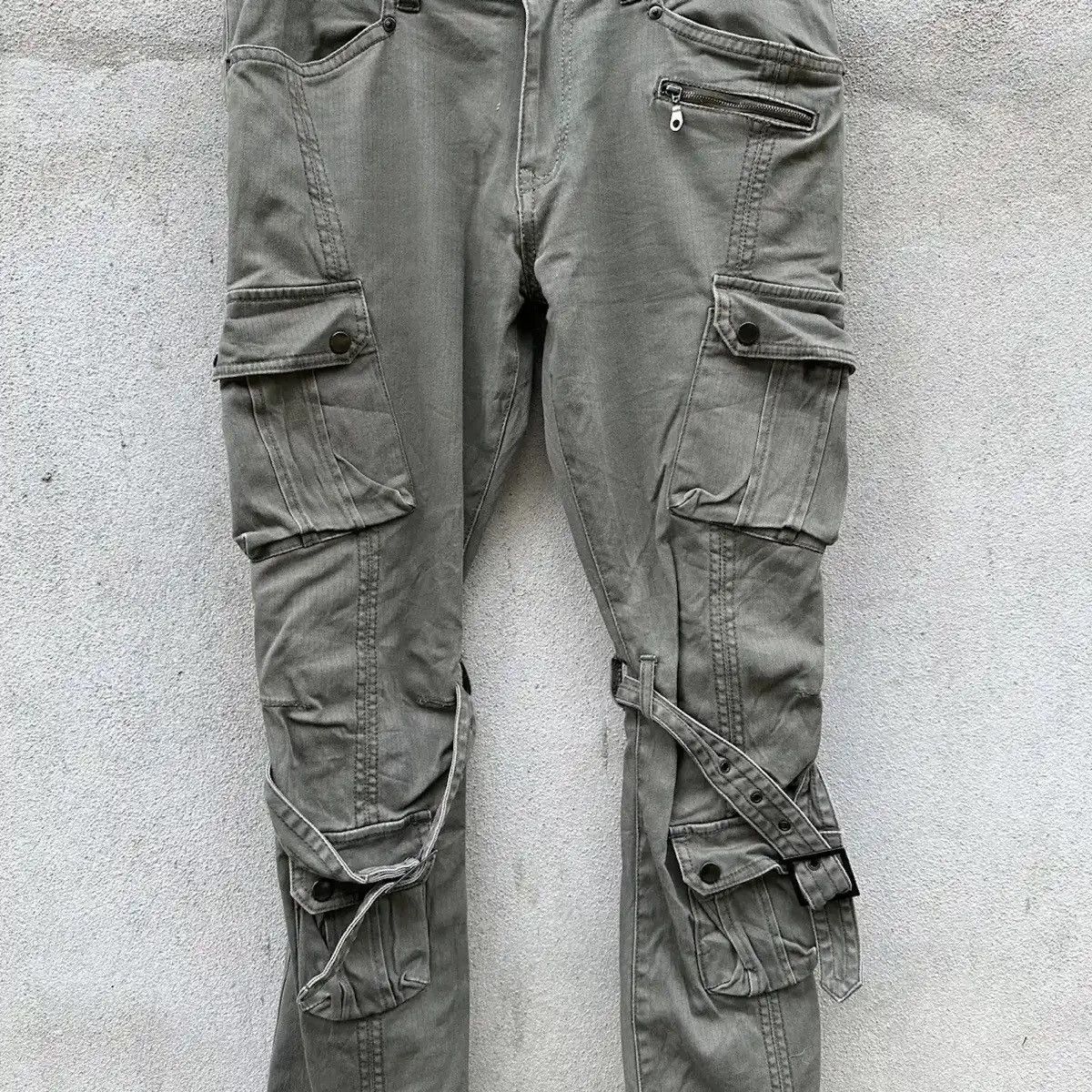 Vintage SEMATIC DESIGN 🔥BONDAGE PUNK FLARE/BOOTCUT RARE MULTI CARGO Size US 32 / EU 48 - 3 Thumbnail
