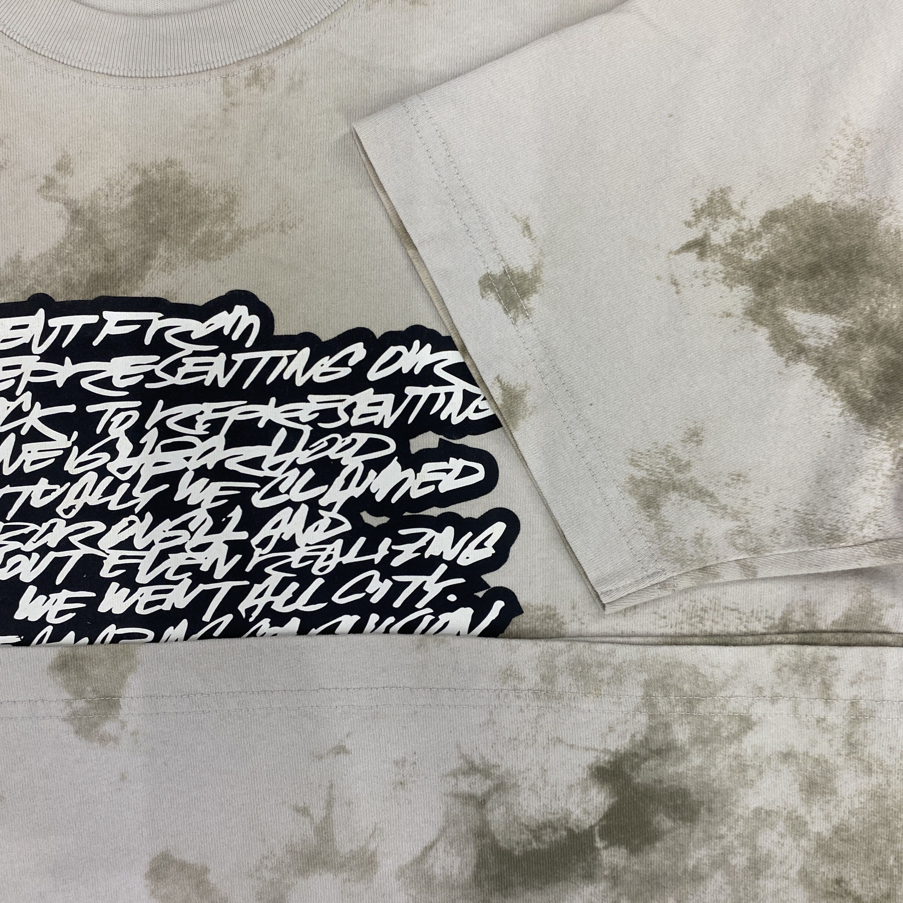 Futura Futura Laboratories x Uniqlo Tshirt - J050 Size US M / EU 48-50 / 2 - 7 Thumbnail