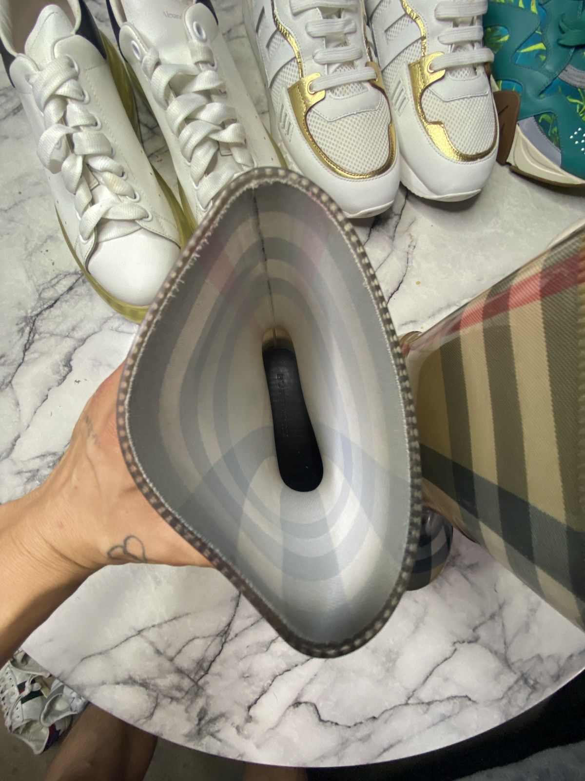 Burberry Burberry booties monogram print Size US 5 / IT 35 - 2 Thumbnail