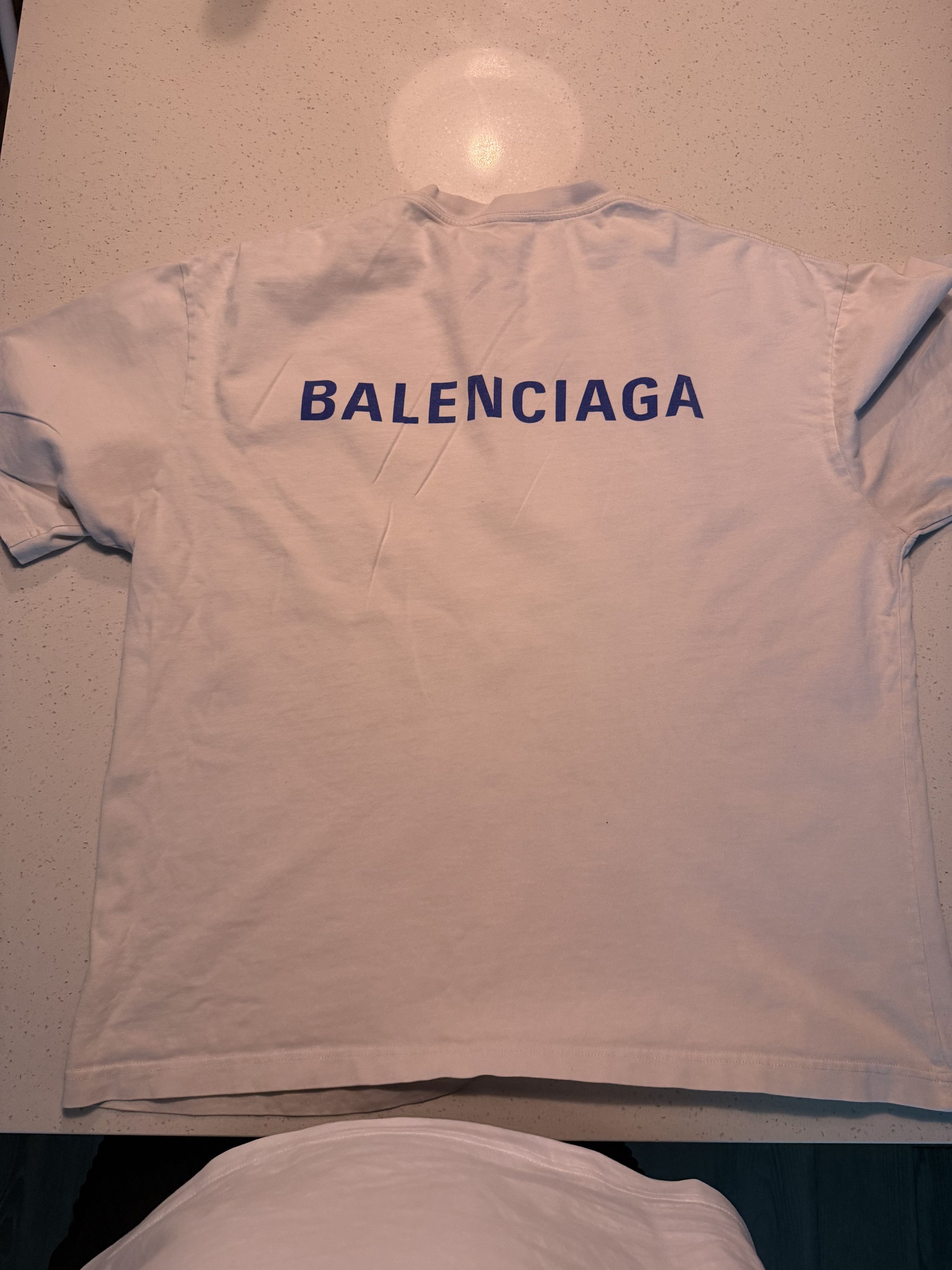 Balenciaga Balenciaga Badge Logo Tee 'Chalky White/Blue' Size US M / EU 48-50 / 2 - 3 Thumbnail