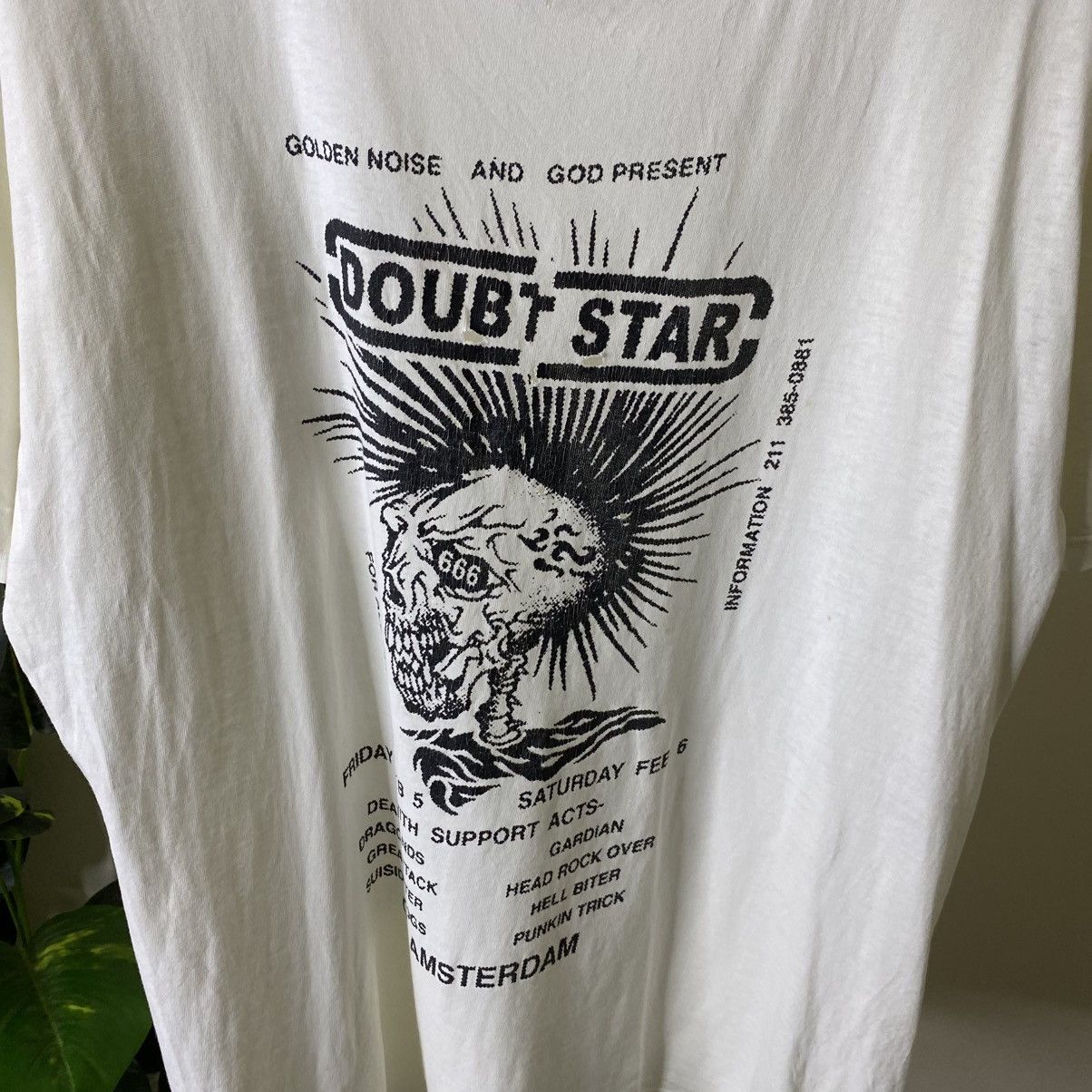 Vintage 1990s Doubt Star 666 for All Punks Band T Shirt Size US XL / EU 56 / 4 - 2 Thumbnail