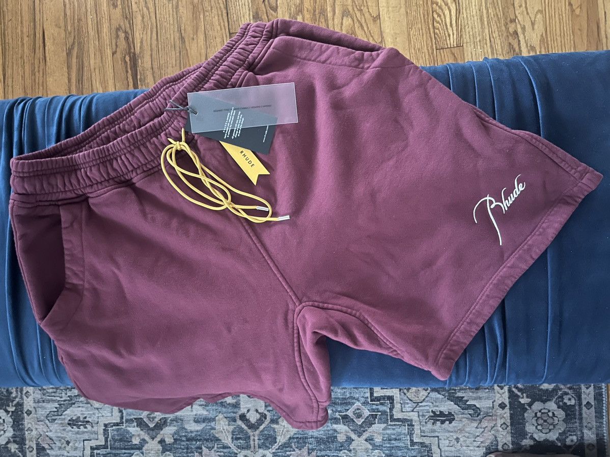Rhude XL - THICK SCRIPT SHORTS Size US 36 / EU 52 - 6 Thumbnail