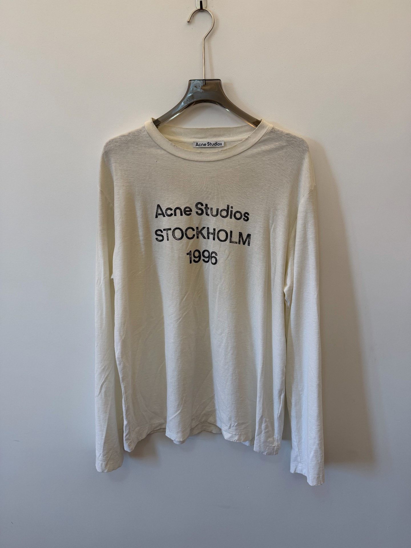 Acne Studios Acne Studios Retro Printed White T-Shirt M Women Size M / US 6-8 / IT 42-44 - 1 Thumbnail