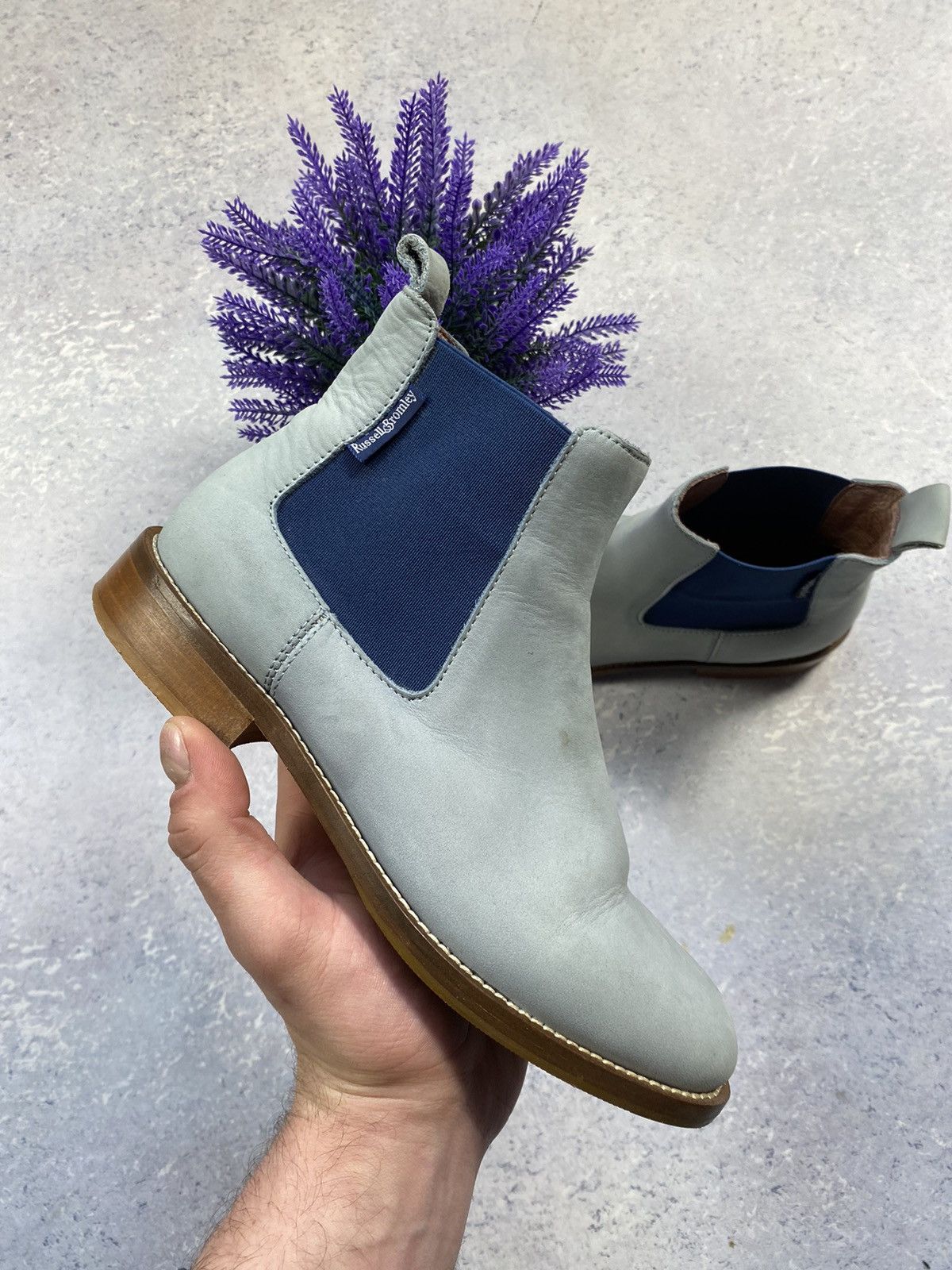 Russell & Bromley Russell Bromley Women’s Chelsea Boots Size US 5 / IT 35 - 12 Thumbnail