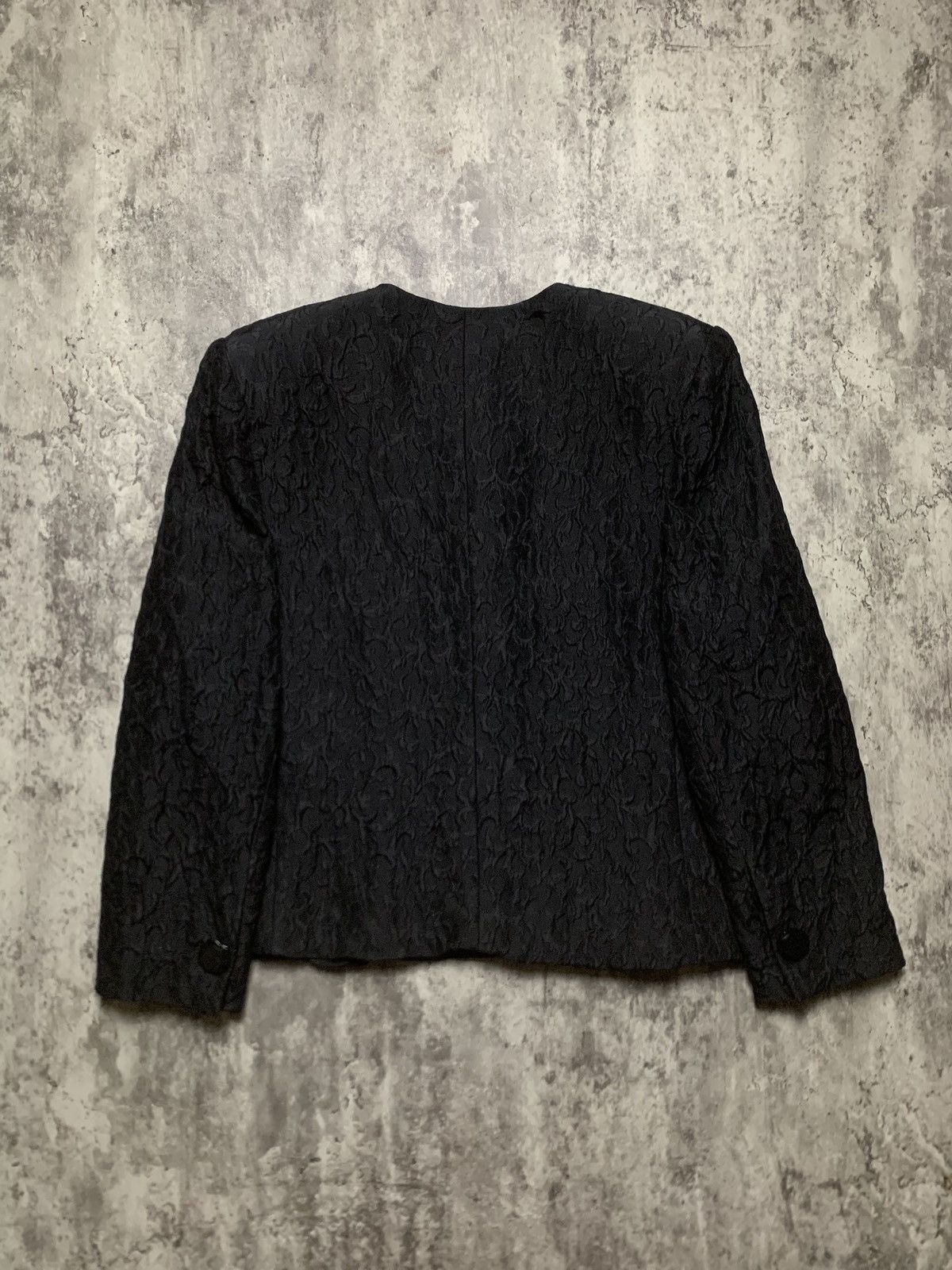 Givenchy Vintage 90s Givenchy hi formal embossed blazer Size XL / US 12-14 / IT 48-50 - 4 Thumbnail