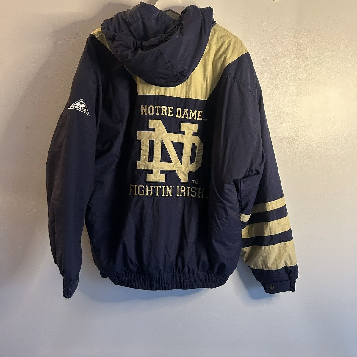 Apex Vintage Apex Notre Dame fighting Irish puffy jacket Size US L / EU 52-54 / 3 - 5 Thumbnail