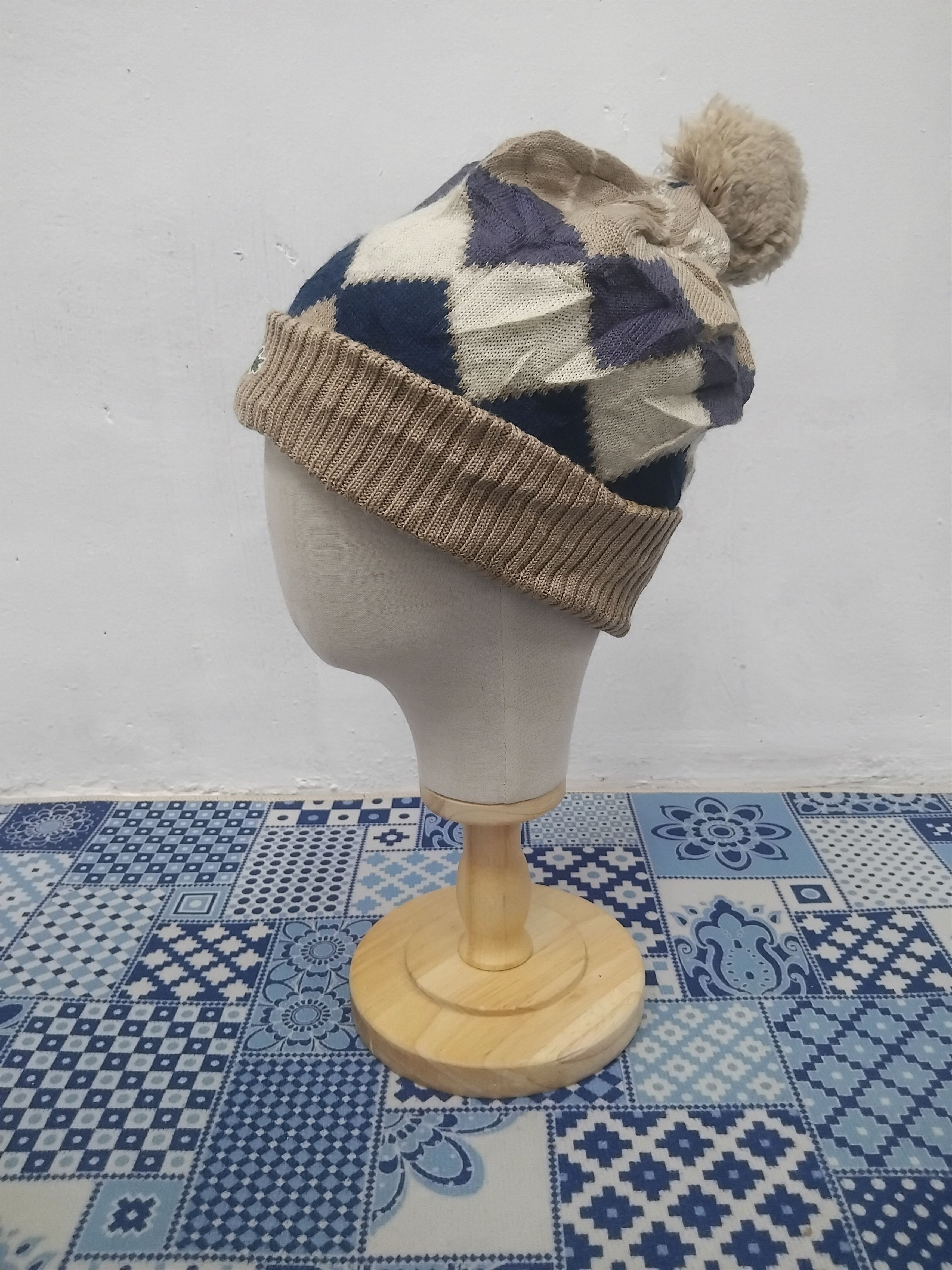 Lacoste 💥Lacoste triangle brown colour beanie Size ONE SIZE - 7 Thumbnail