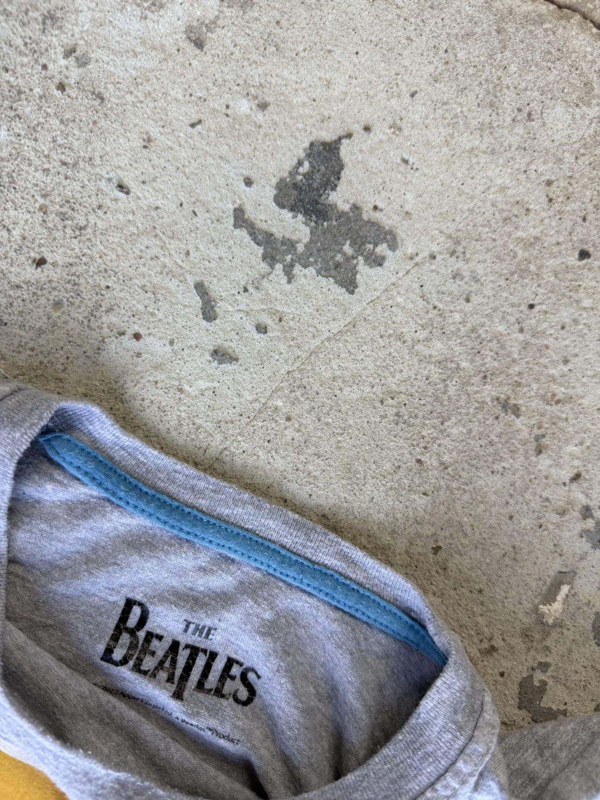 Band Tees The Beatles Tee Grey Size US M / EU 48-50 / 2 - 3 Thumbnail