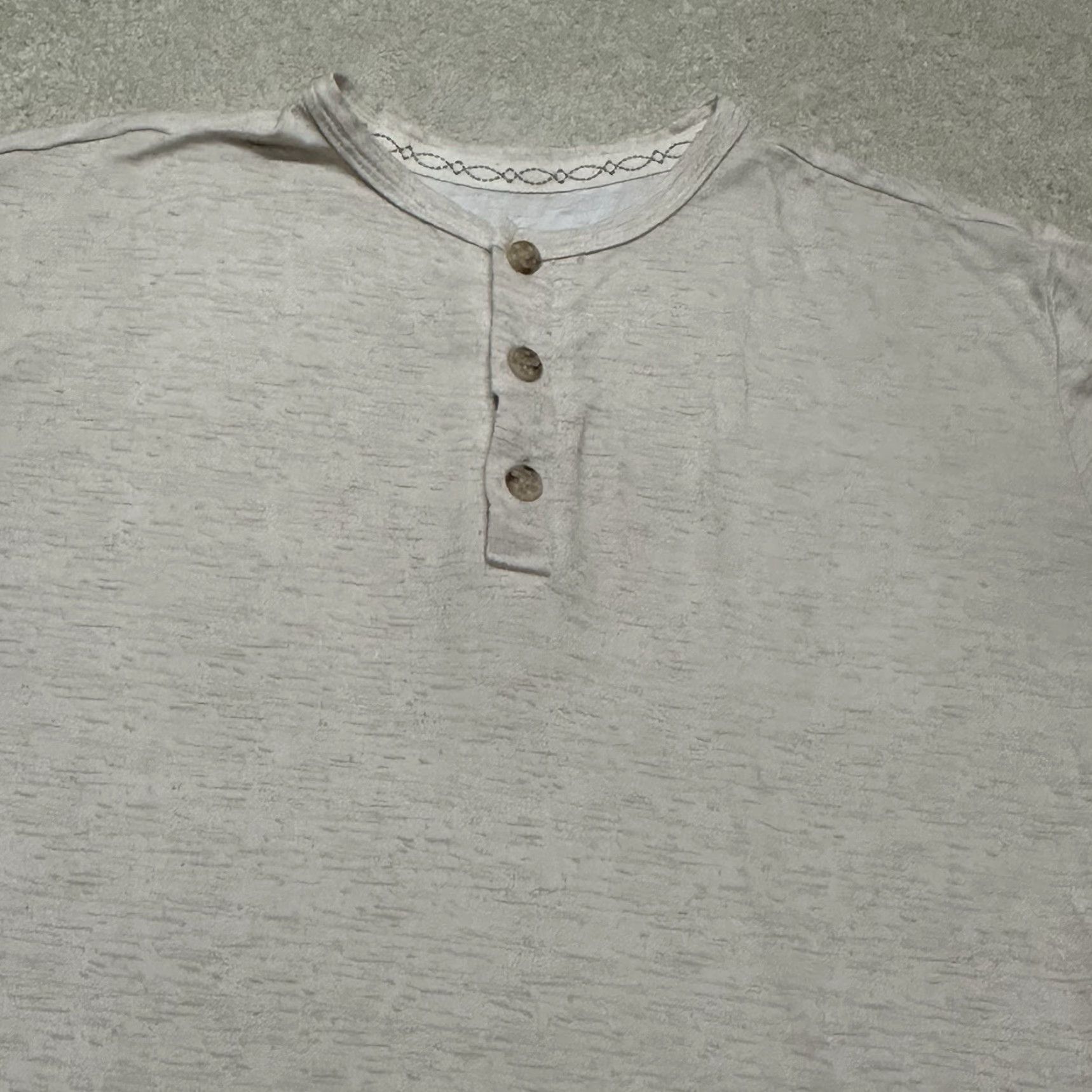 Frye Frye Henley T Shirt Mens Small Beige T-Shirt Mens Beige Regular Breathable Beach Classic Outdoor 2020s Size US M / EU 48-50 / 2 - 3 Thumbnail