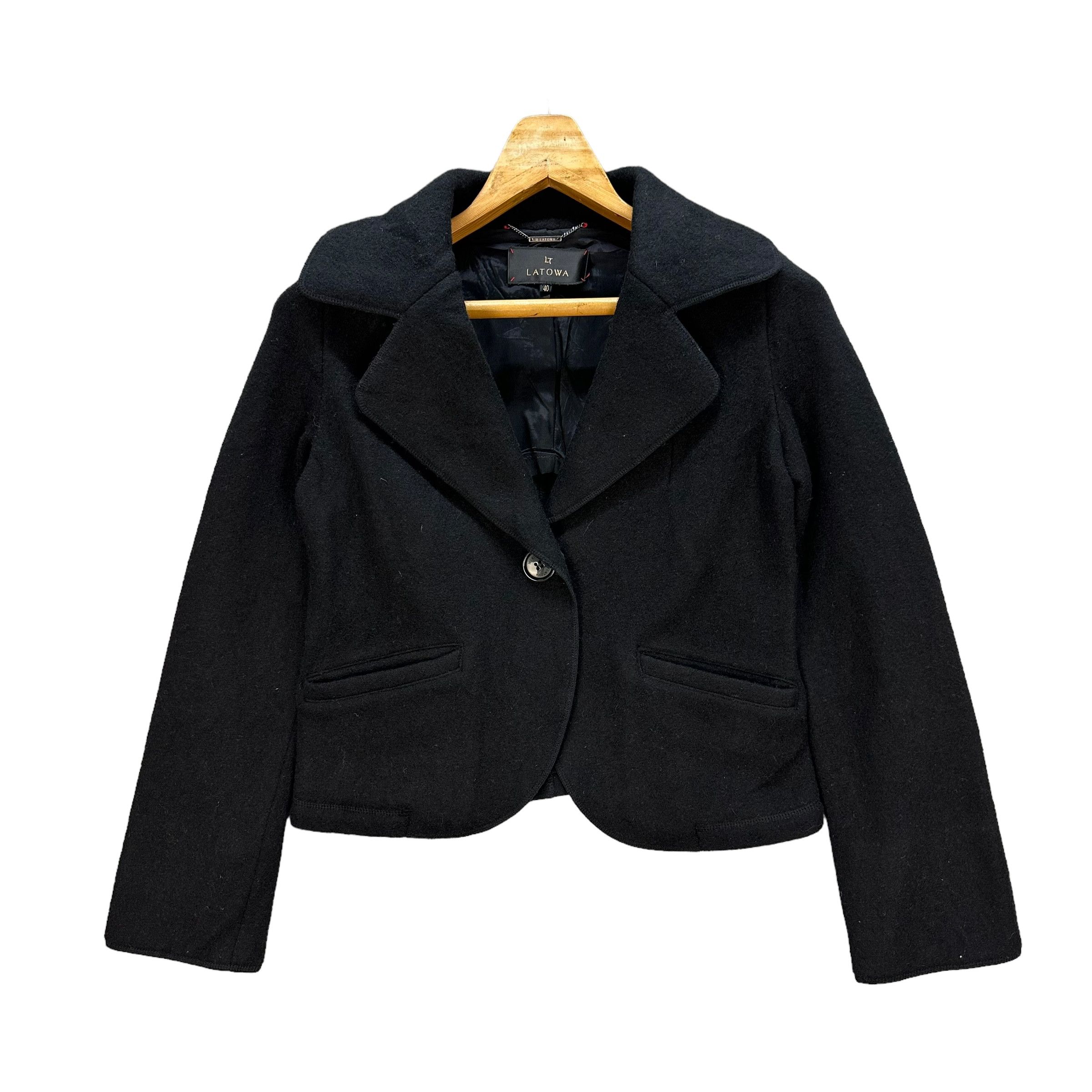 Japanese Brand LATOWA Made in Japan Wool Crop Jacket #A8-0197 Size S / US 4 / IT 40 - 1 Thumbnail
