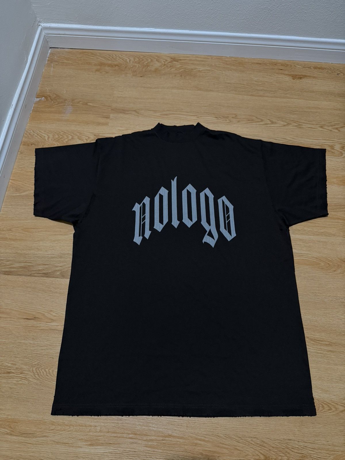 Balenciaga Balenciaga No logo shirt Size US L / EU 52-54 / 3 - 1 Thumbnail
