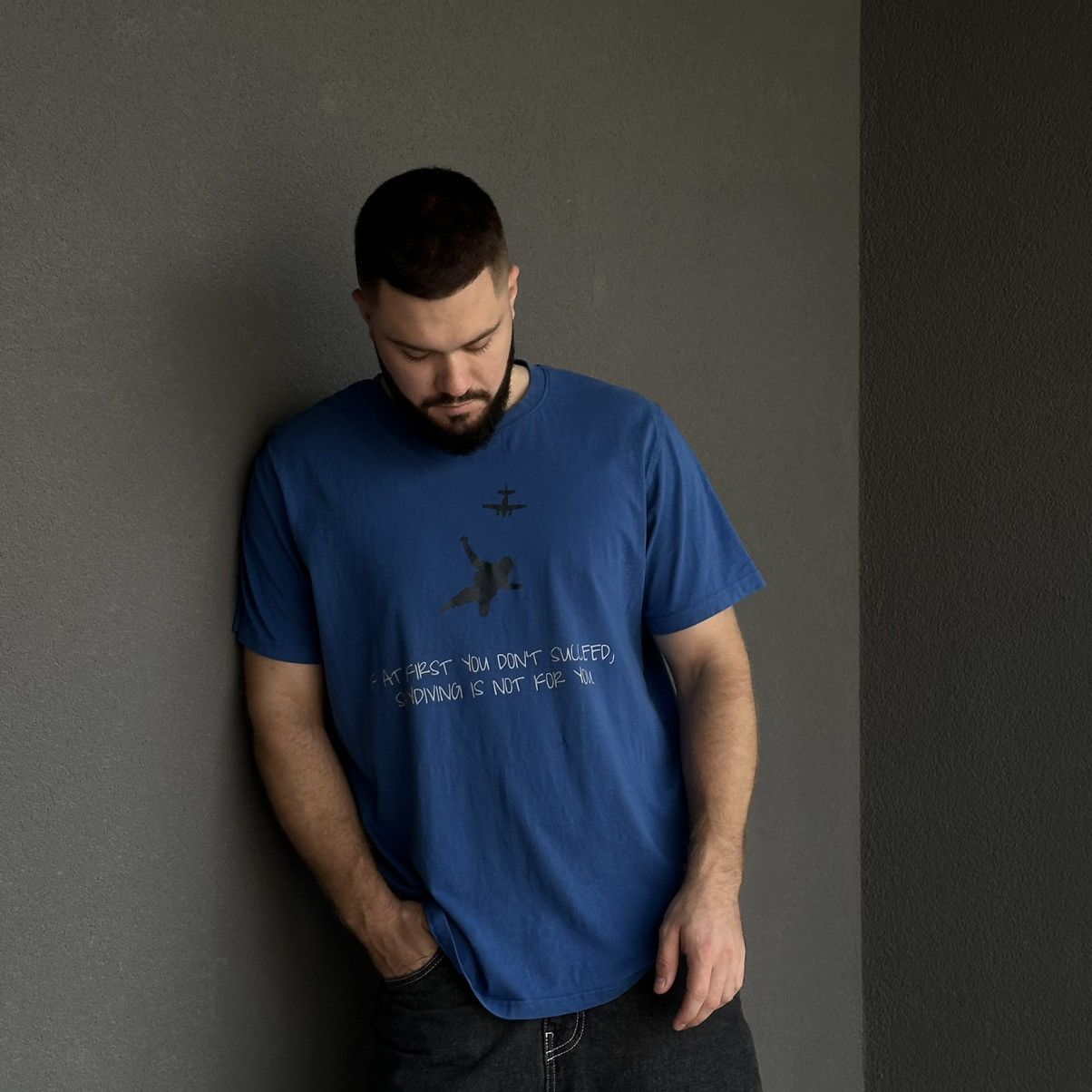 Japanese Brand × Vintage Vintage Japanese Style Joke T-shirts Humor Skydiving Y2K Size US XL / EU 56 / 4 - 1 Thumbnail
